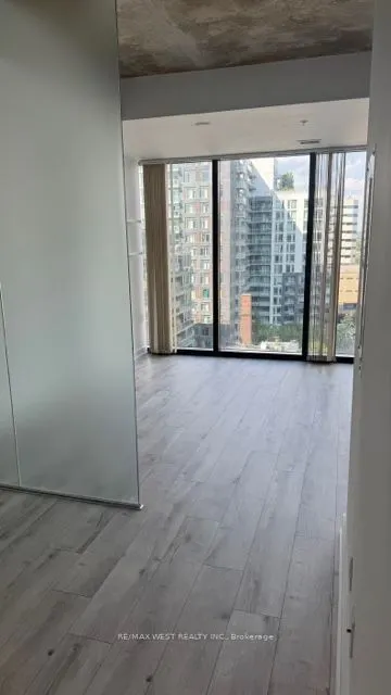 629 King Street, #1025