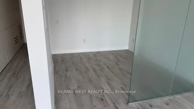 629 King Street, #1025