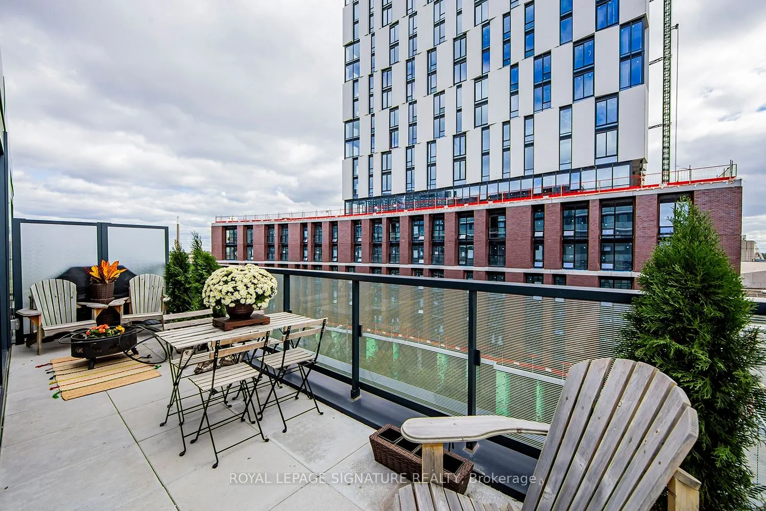 180 Mill Street, #S609