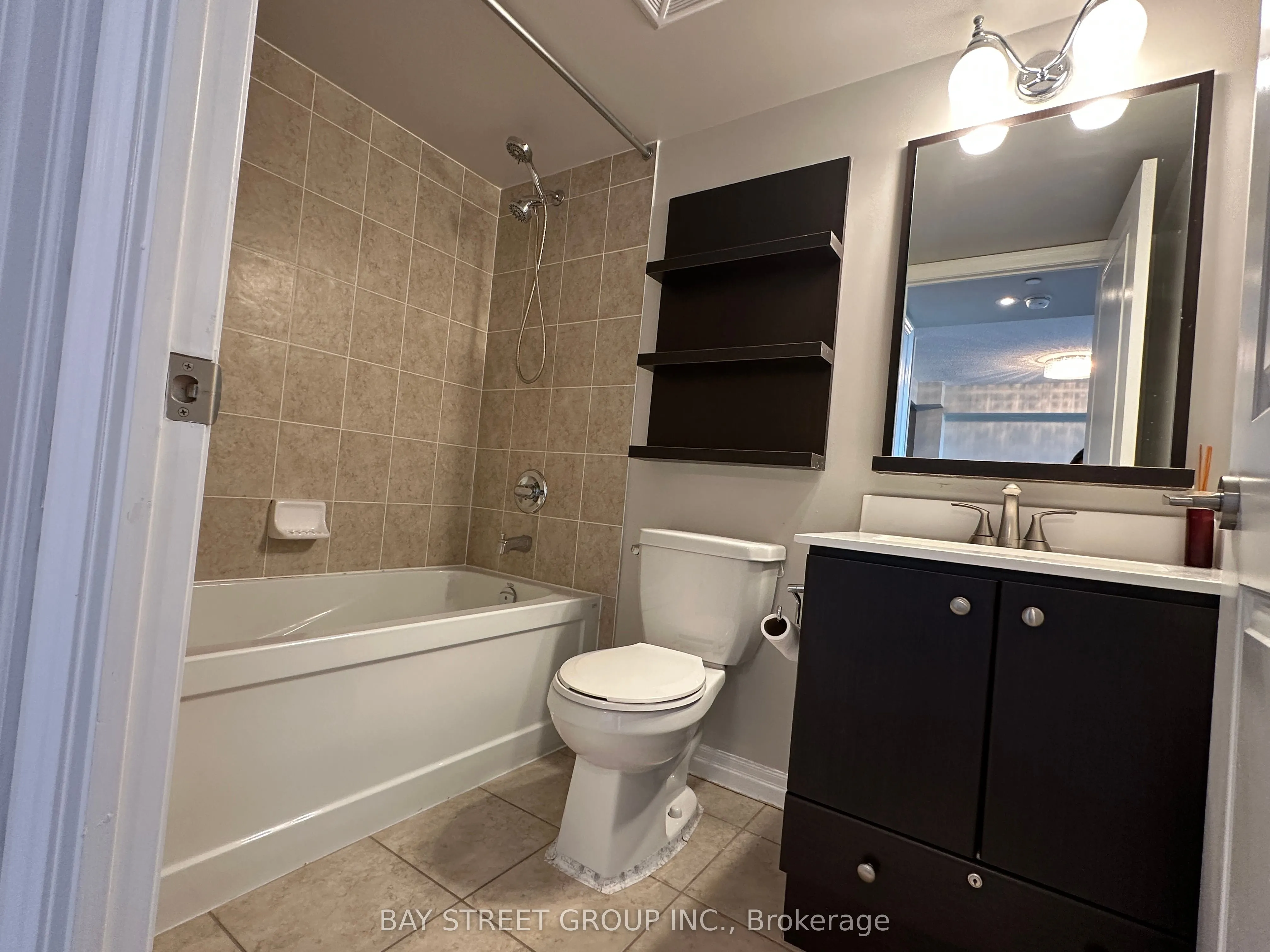 275 Yorkland Road, #2805
