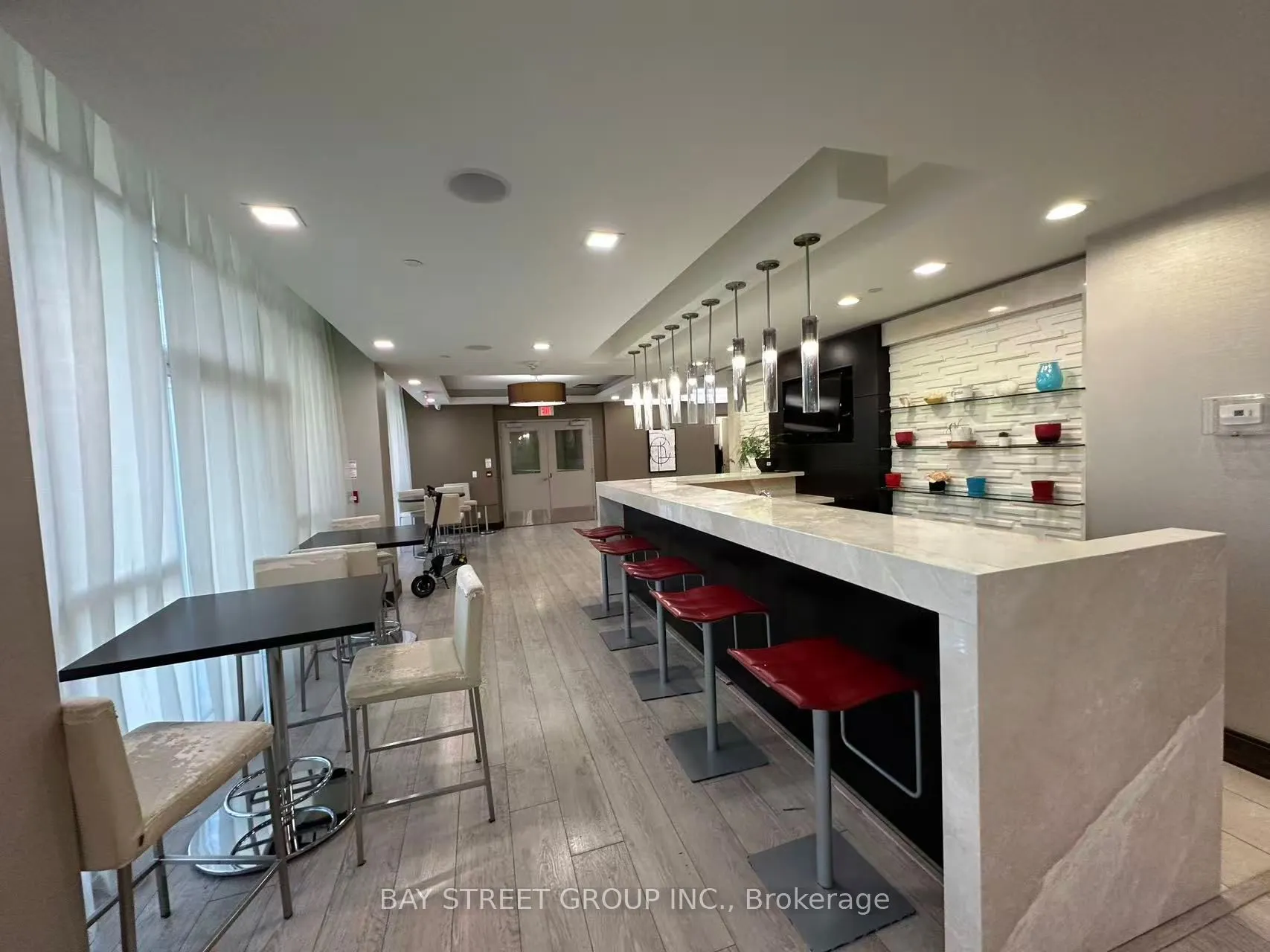 275 Yorkland Road, #2805