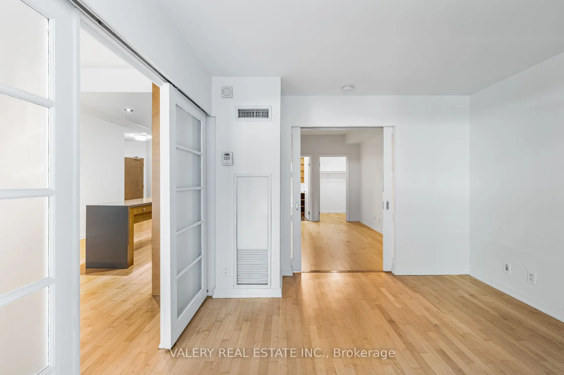 61 Yorkville Avenue, #310