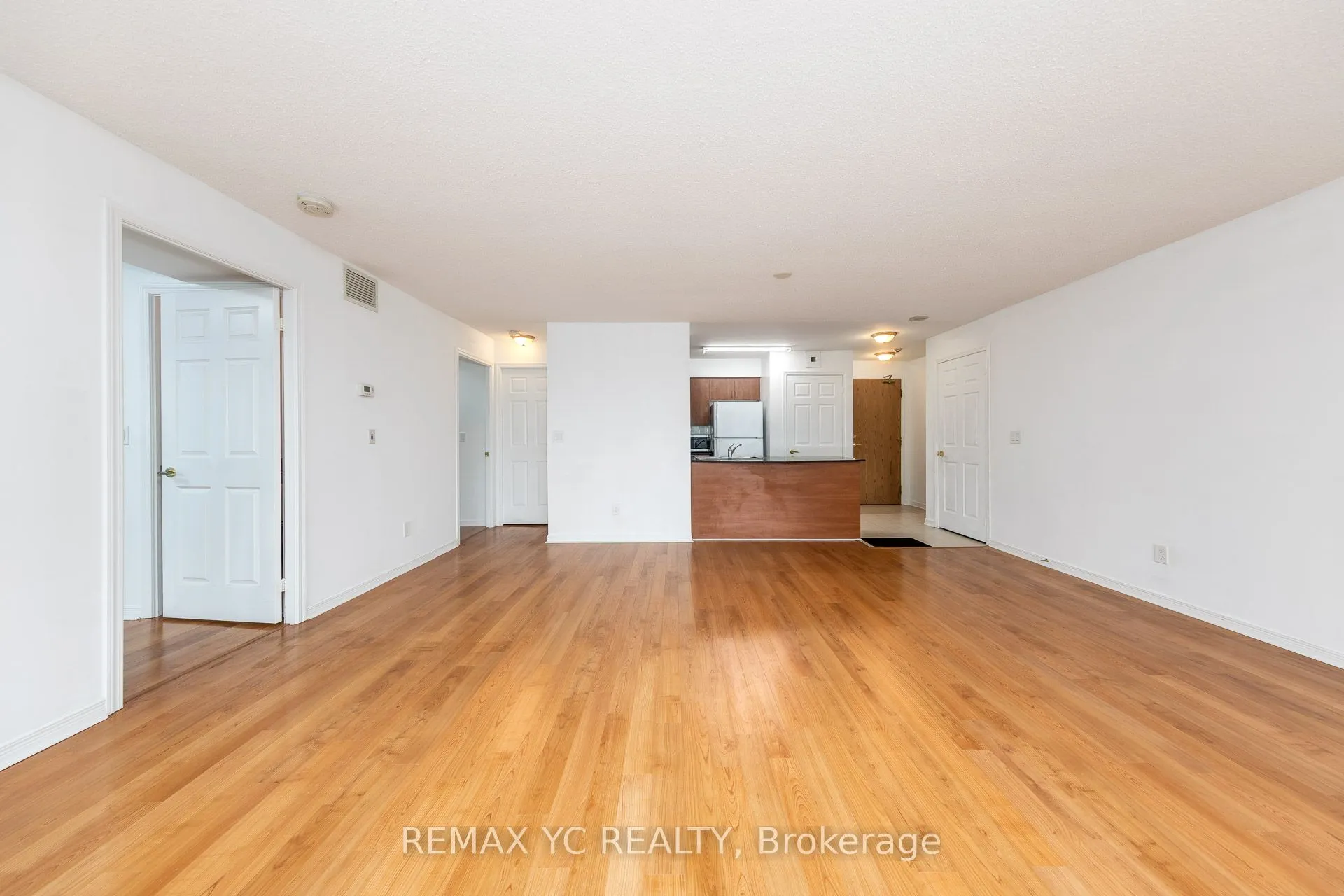 5500 Yonge Street, #2410