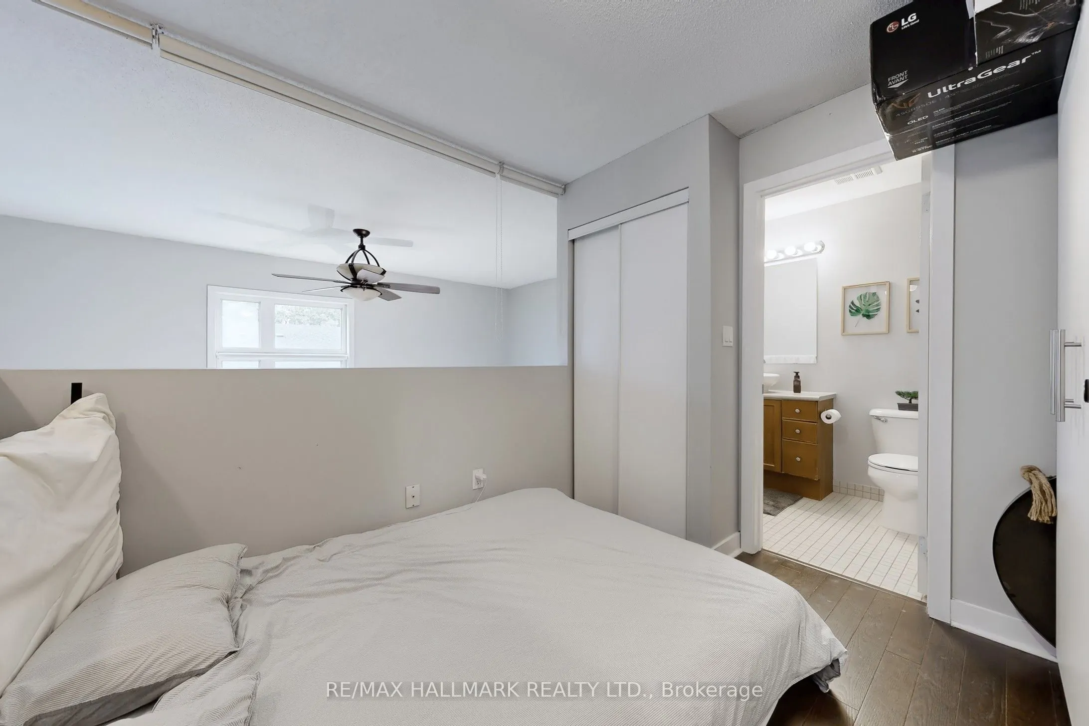 21 Earl Street, #304