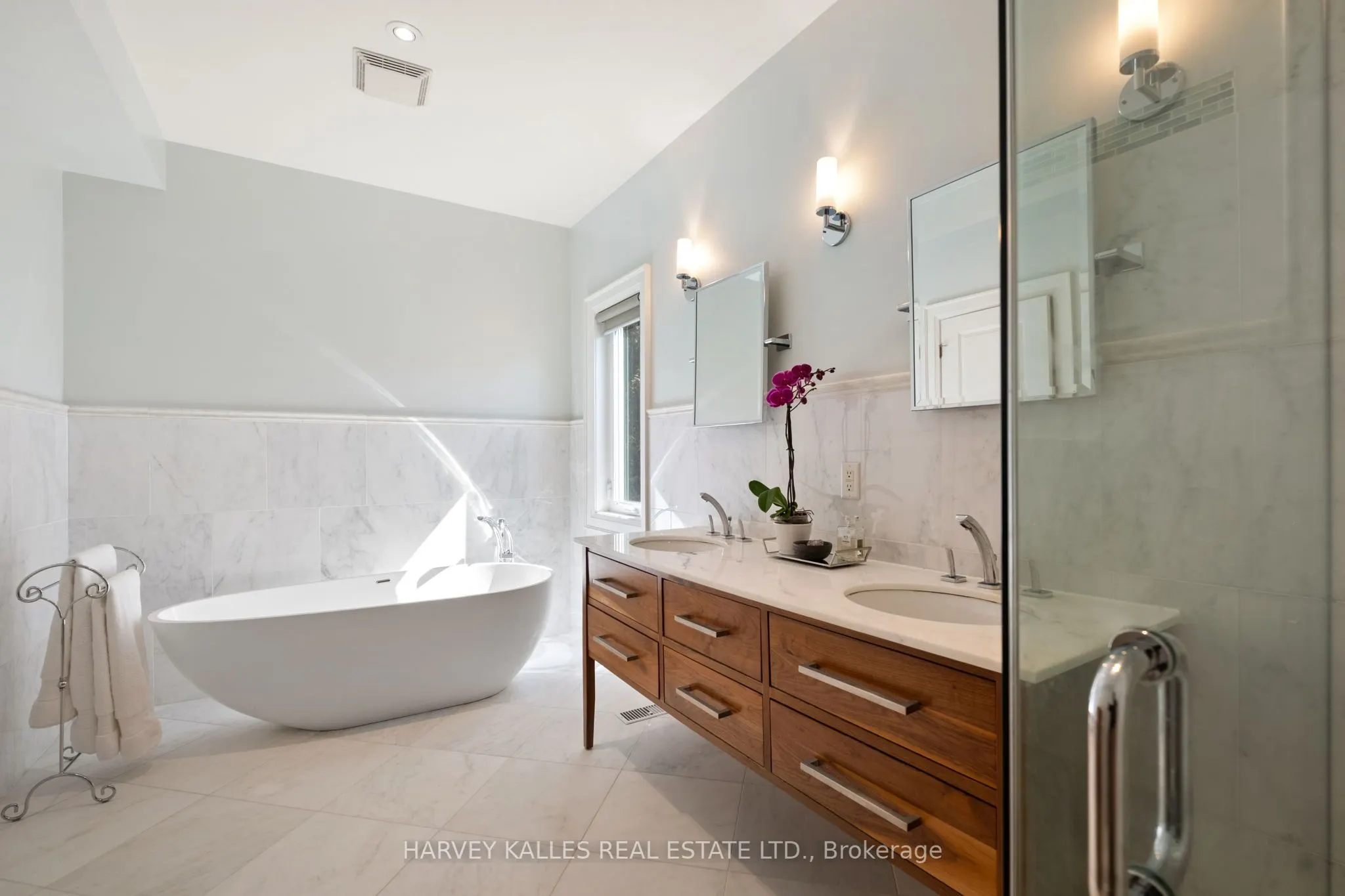487 Spadina Road