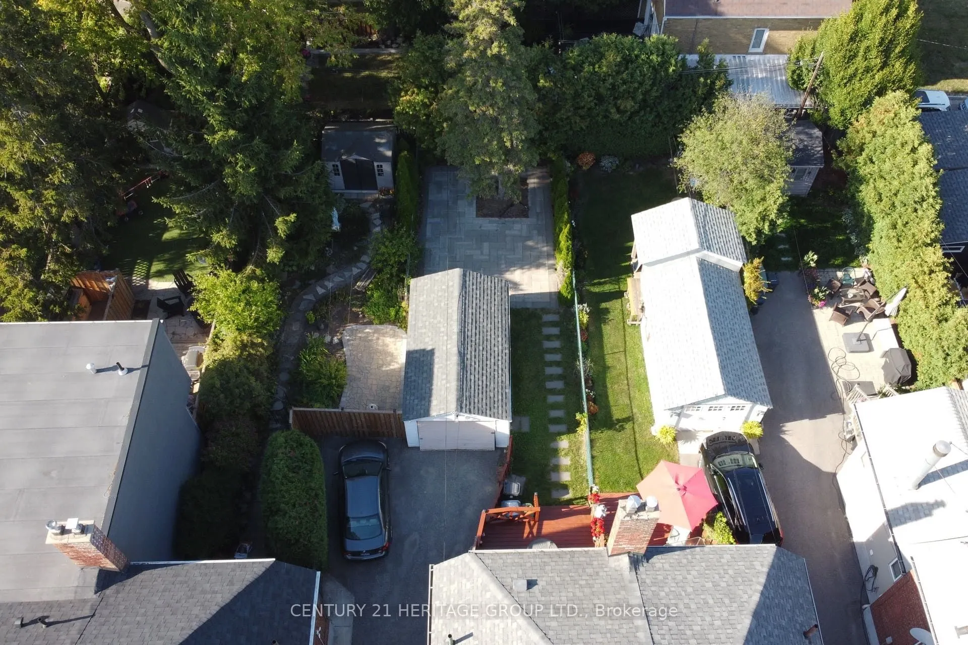 576 Broadway Avenue
