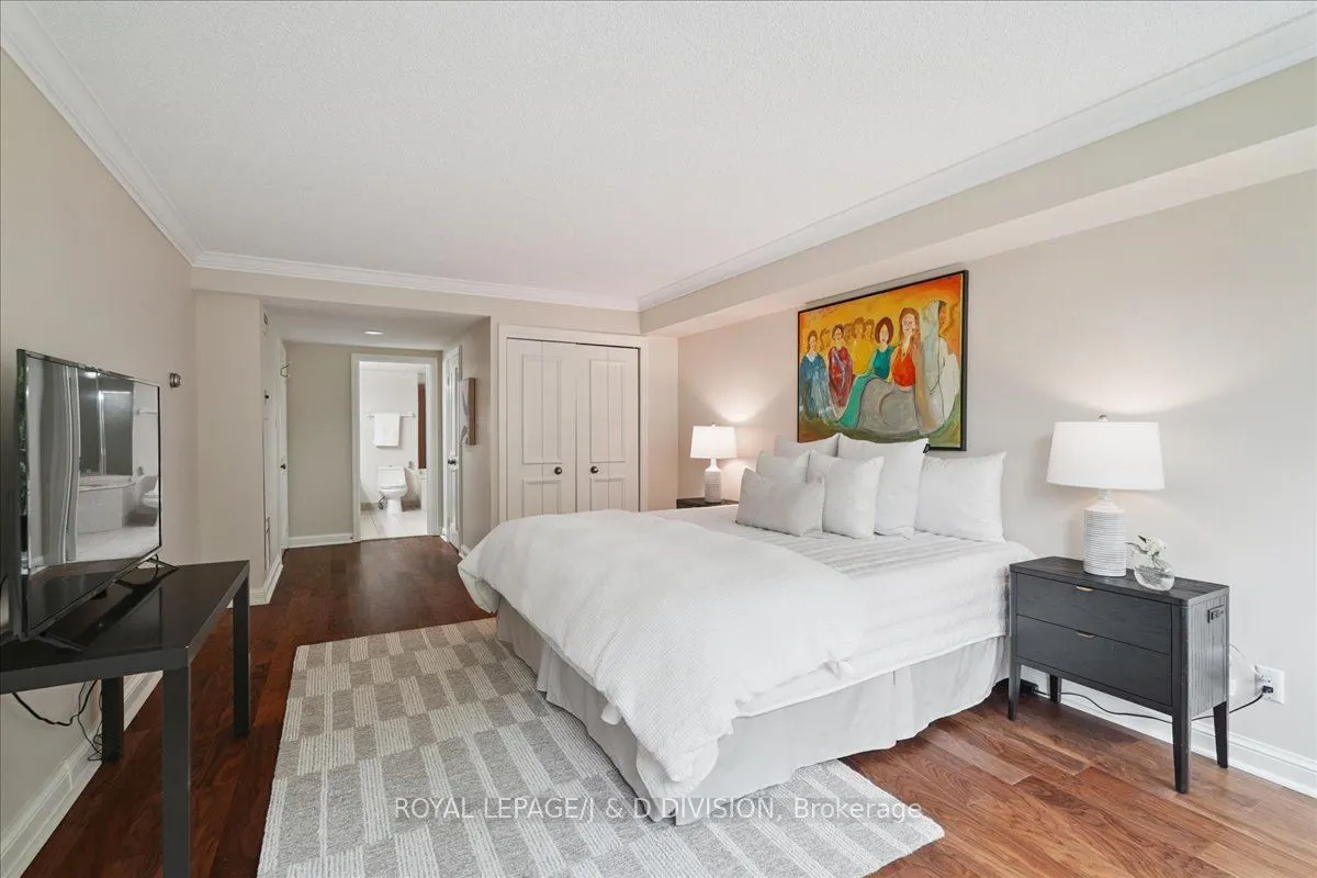 3800 Yonge Street, #319
