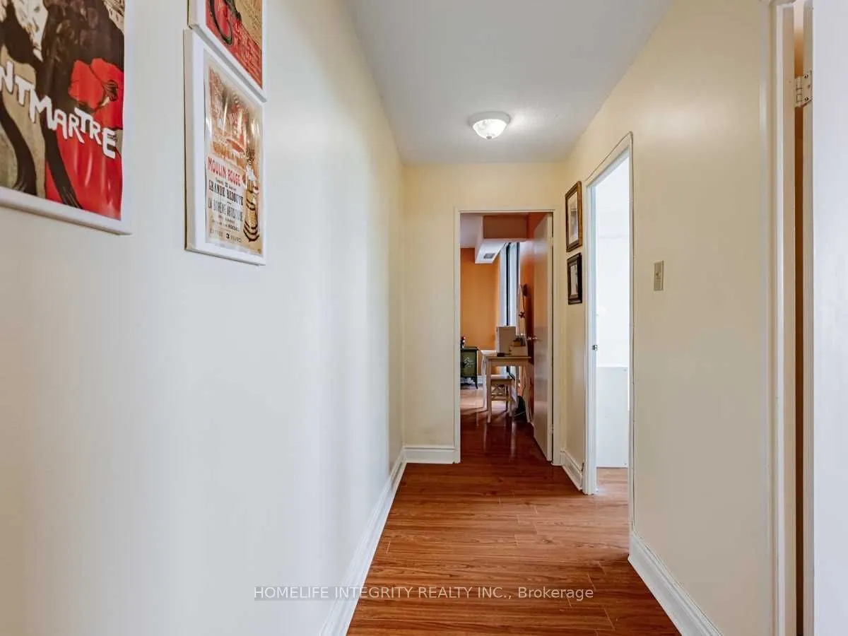 150 Neptune Drive, #904