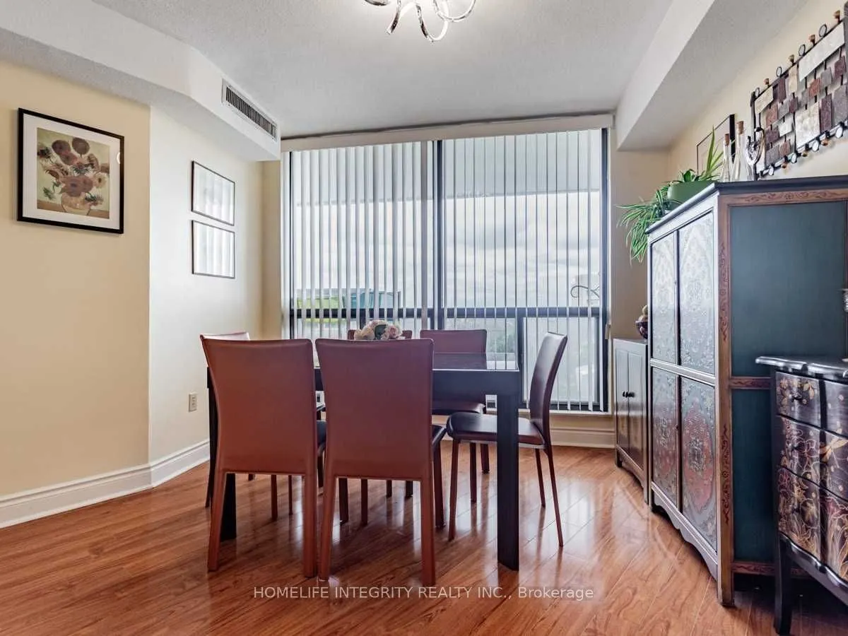150 Neptune Drive, #904