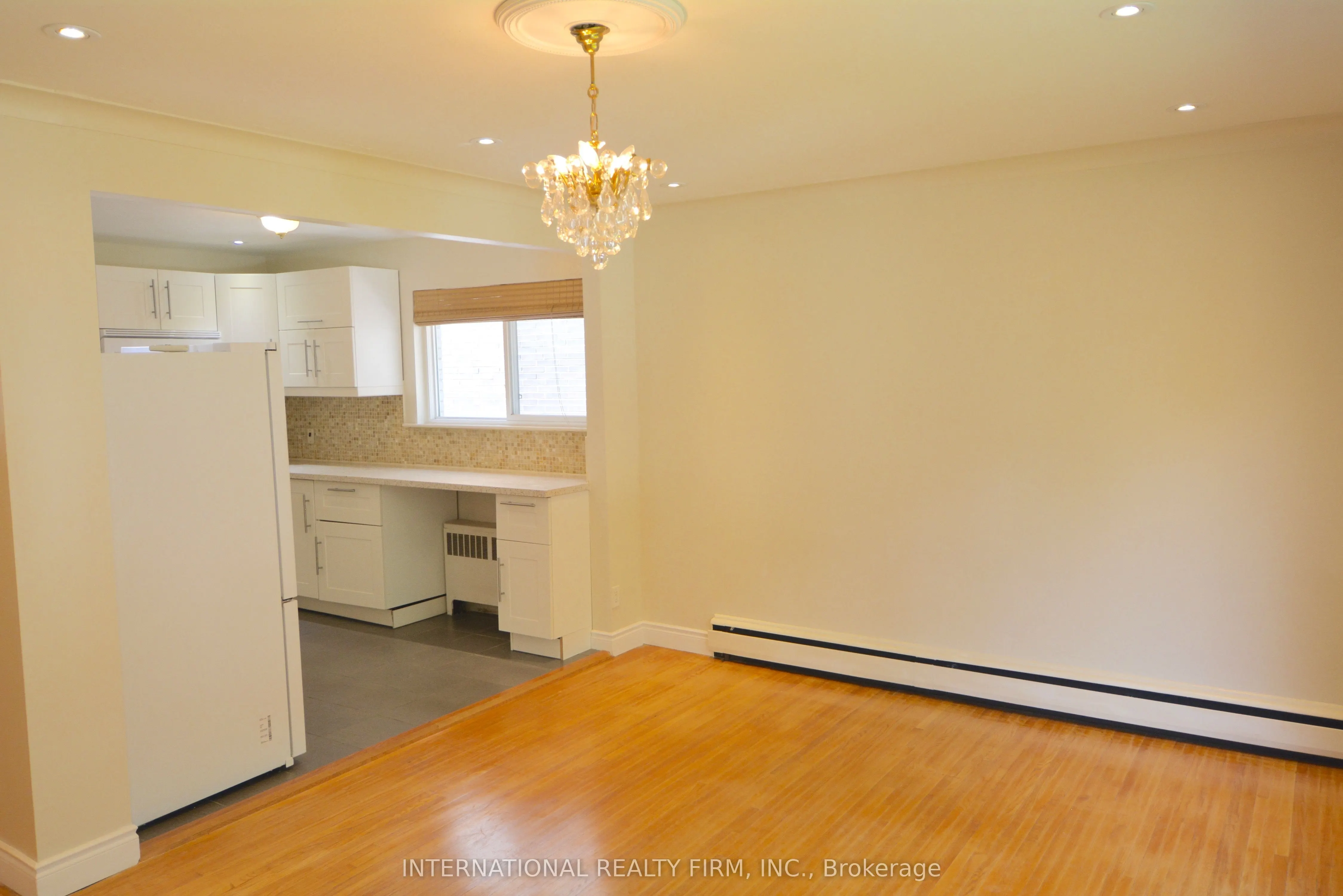 277 Glenforest Road, #Main