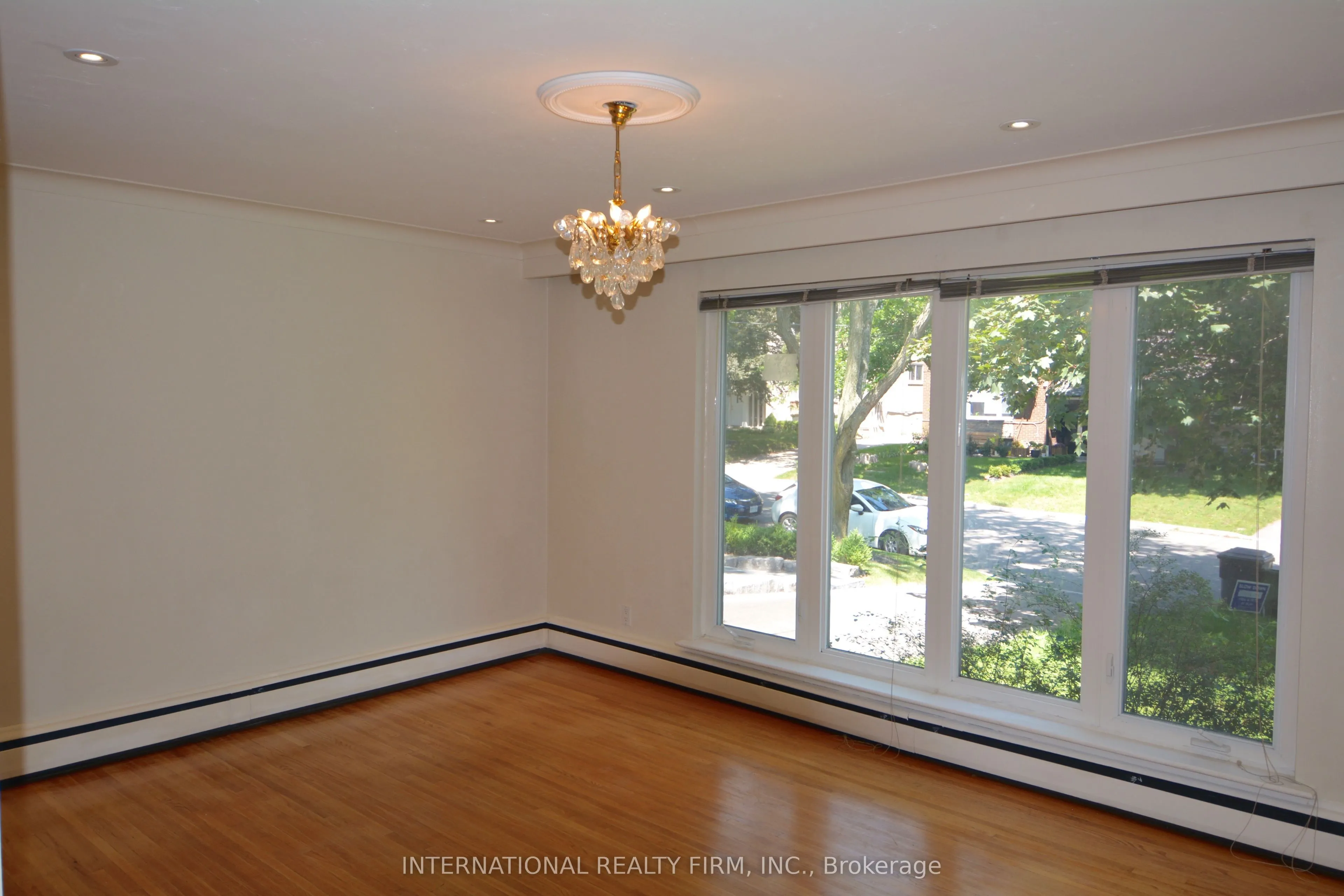 277 Glenforest Road, #Main