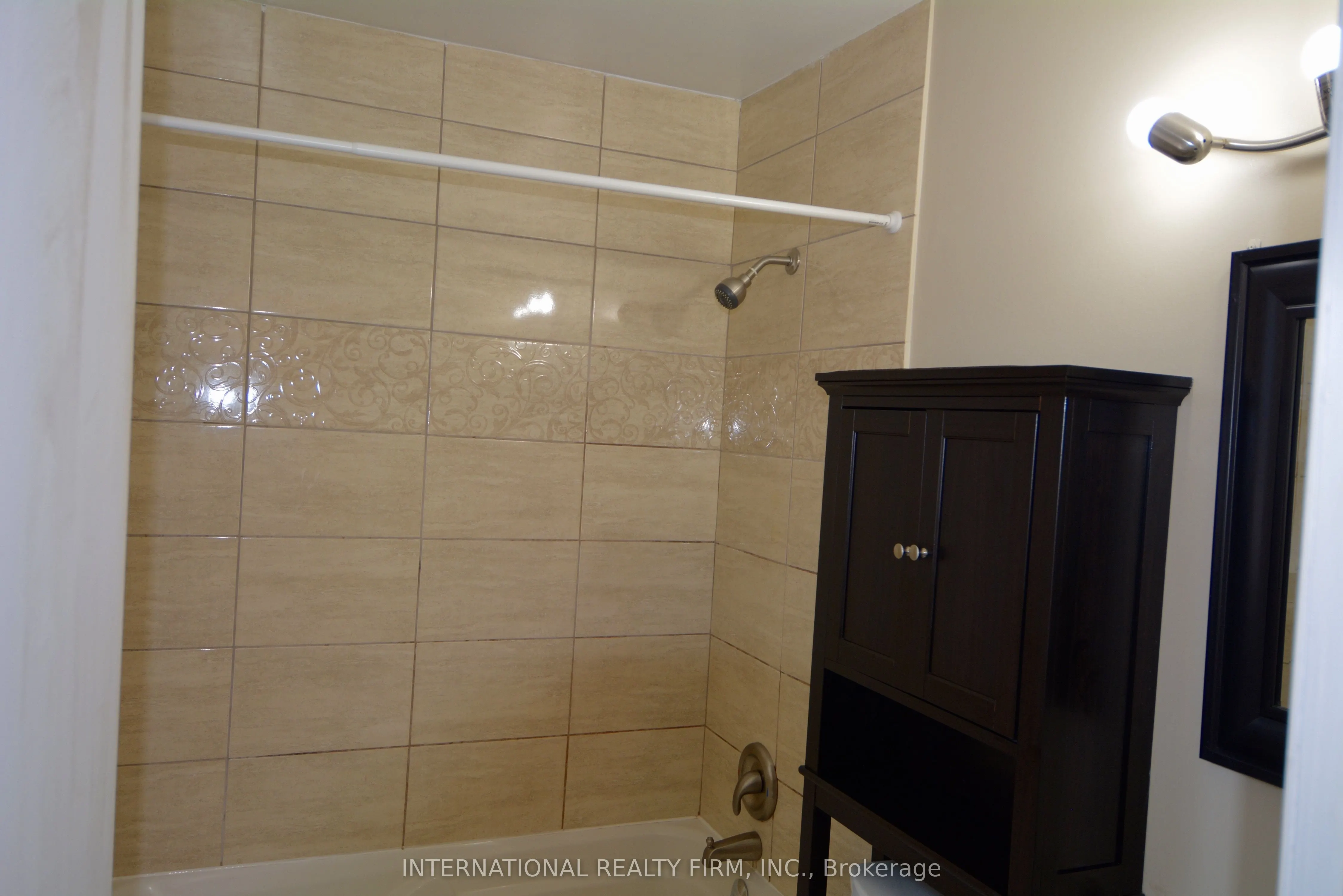 277 Glenforest Road, #Main