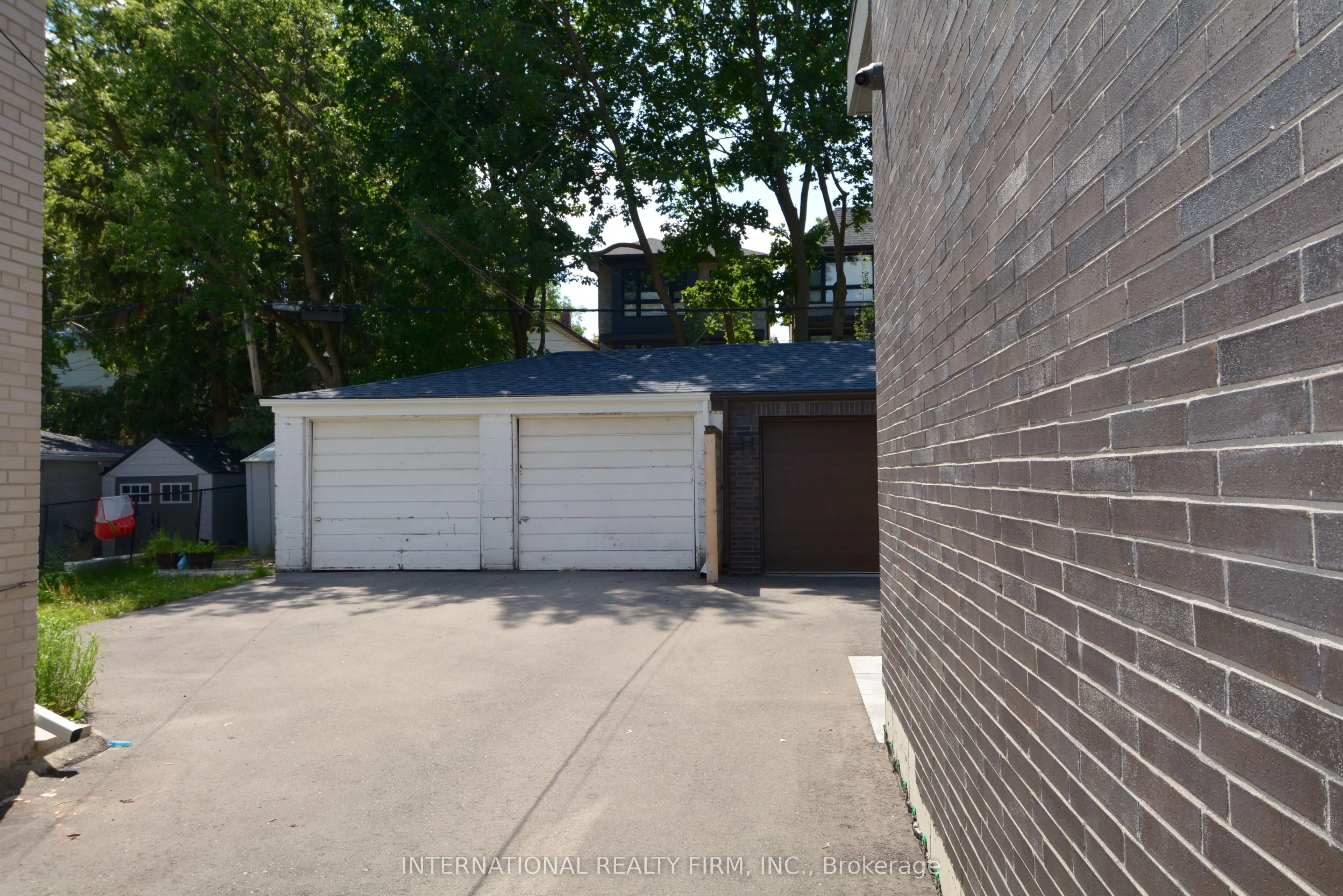 277 Glenforest Road, #Main
