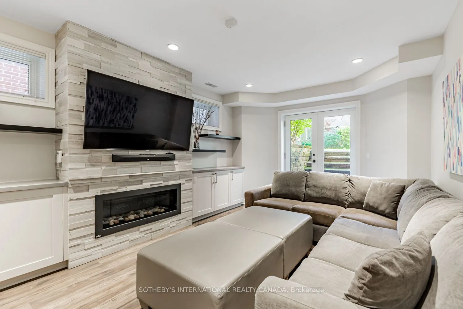446 Elm Road
