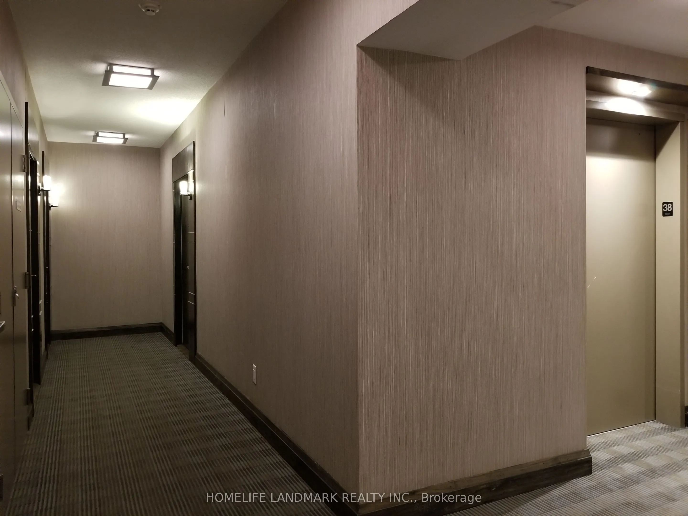 33 Bay Street, #3813