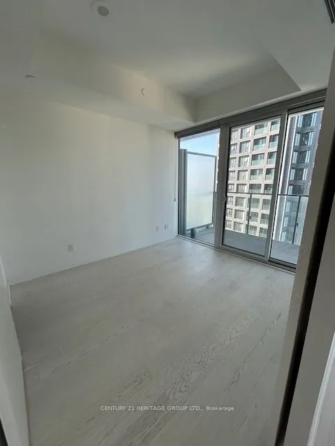 5 Soudan Avenue, #3009