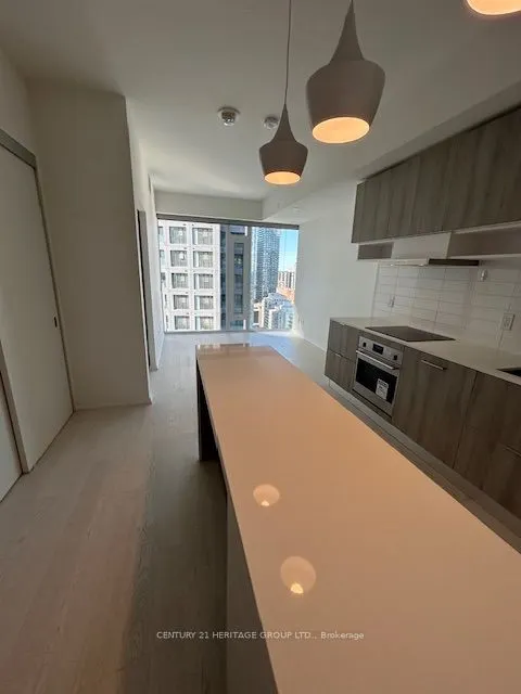 5 Soudan Avenue, #3009