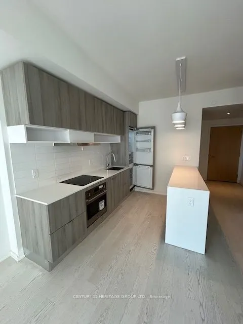 5 Soudan Avenue, #3009