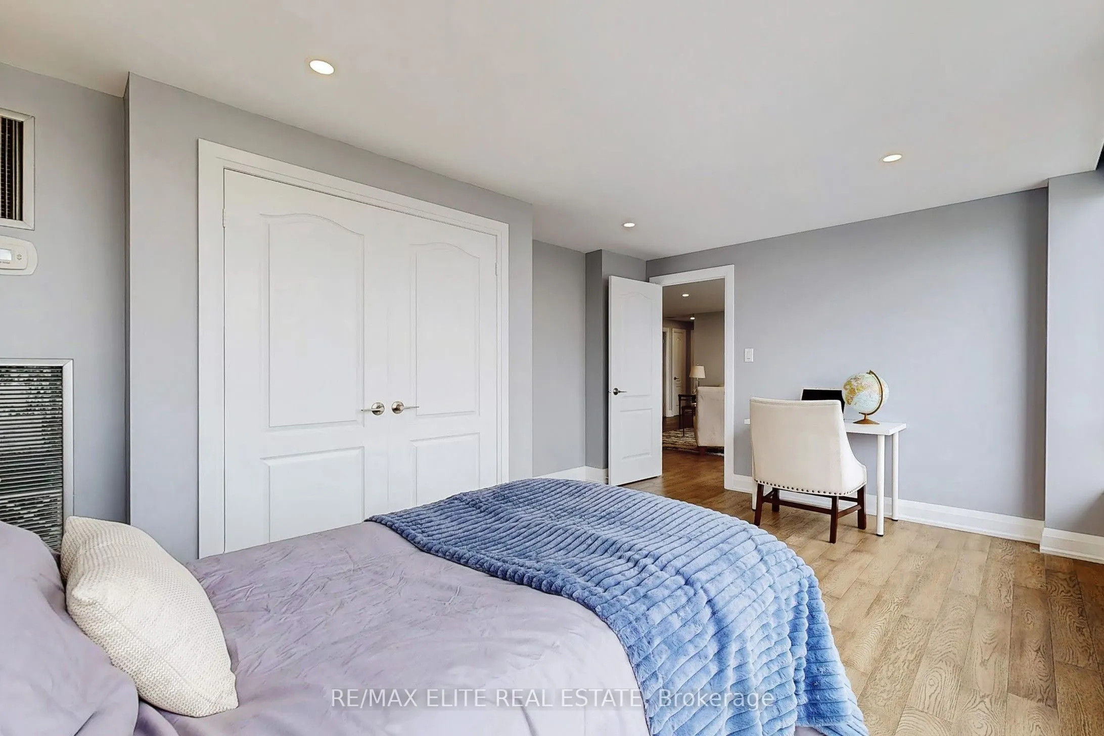 65 Skymark Drive, #1707