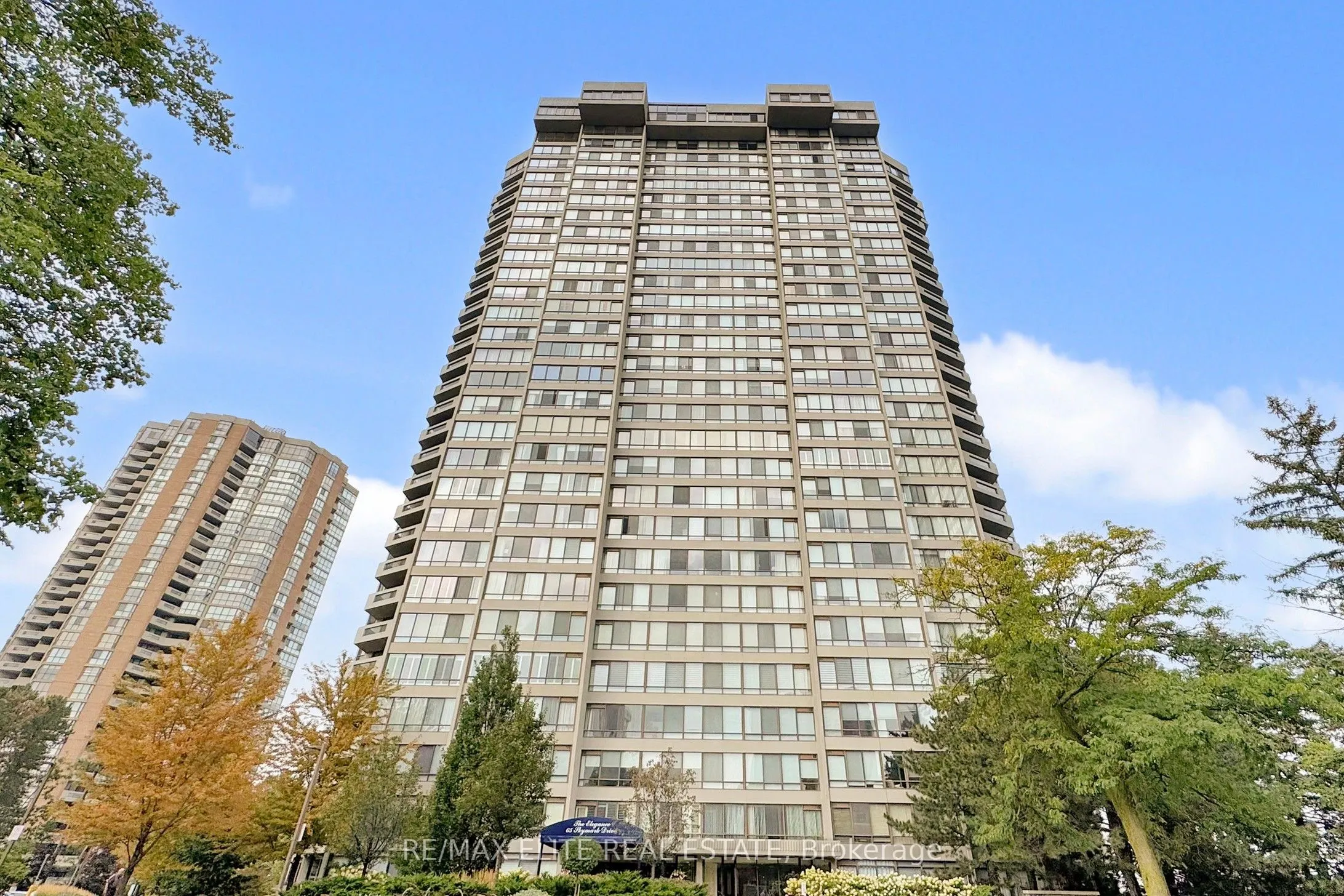 65 Skymark Drive, #1707