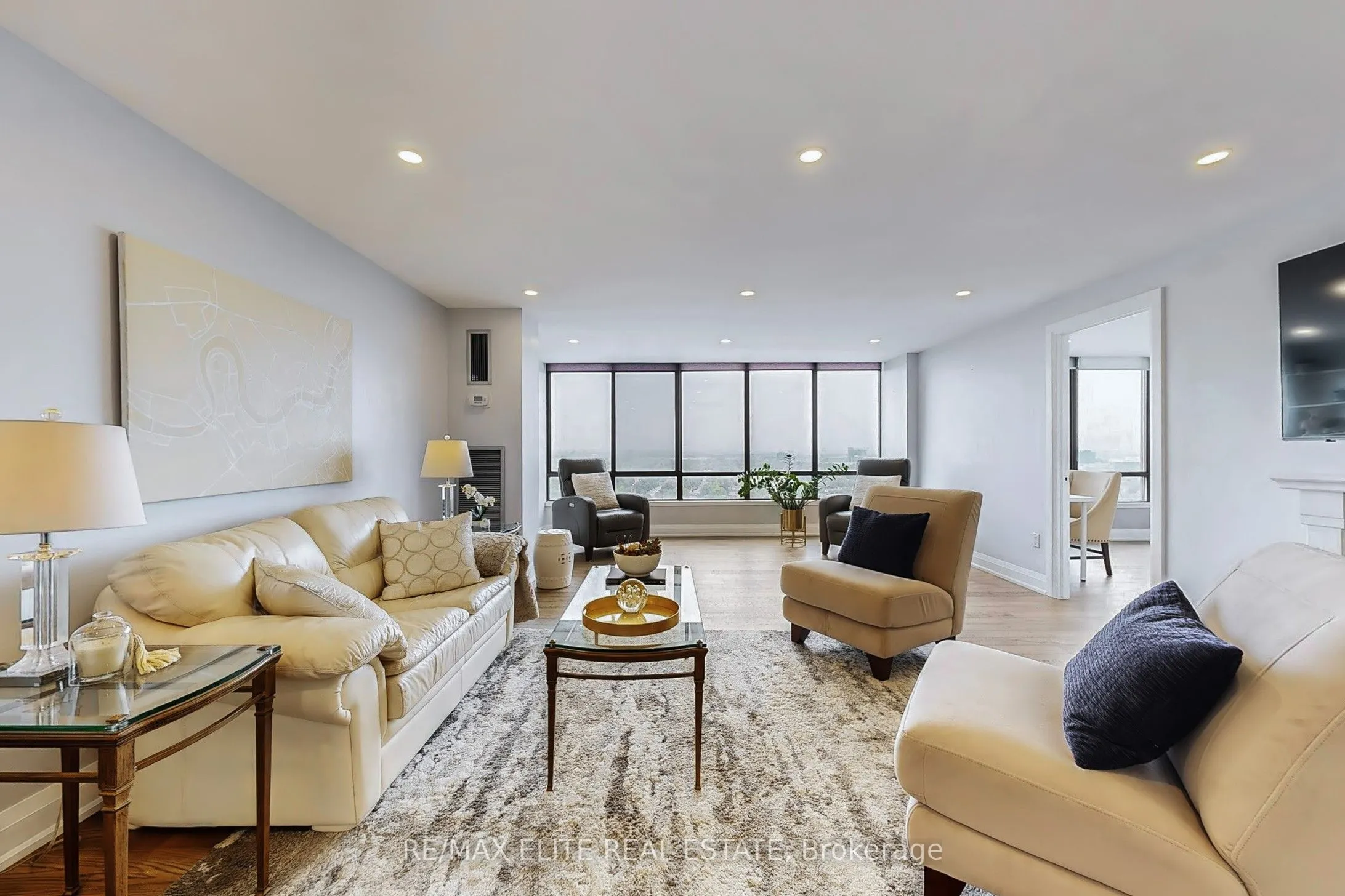 65 Skymark Drive, #1707