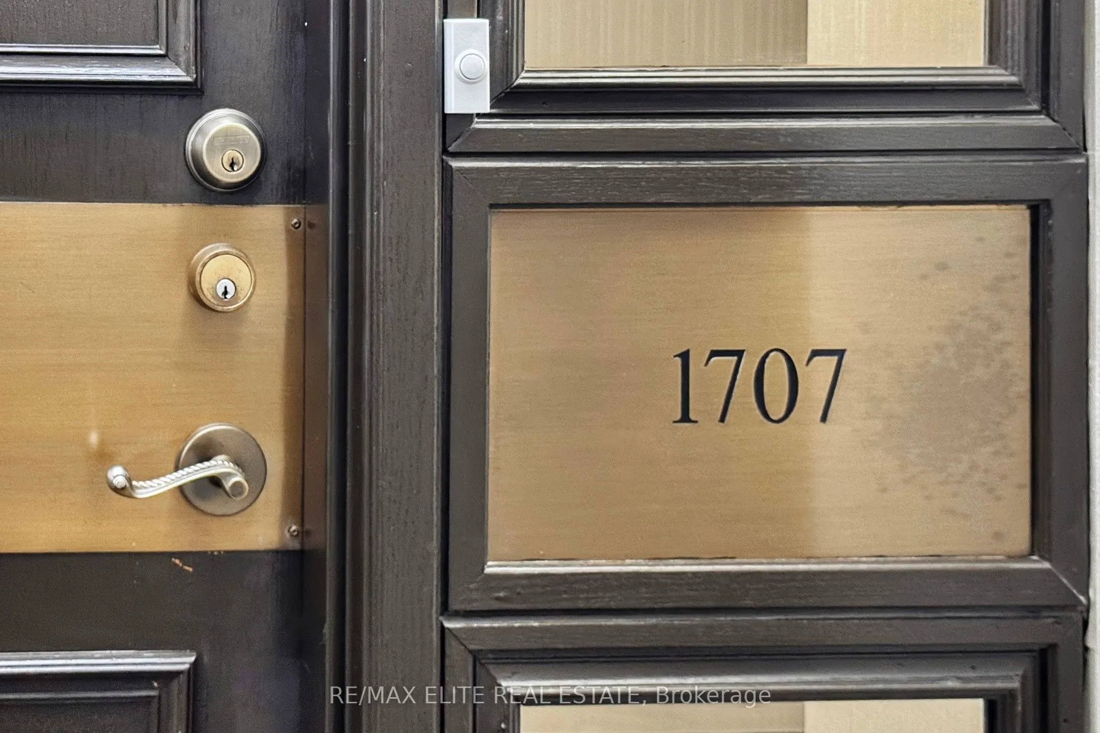 65 Skymark Drive, #1707