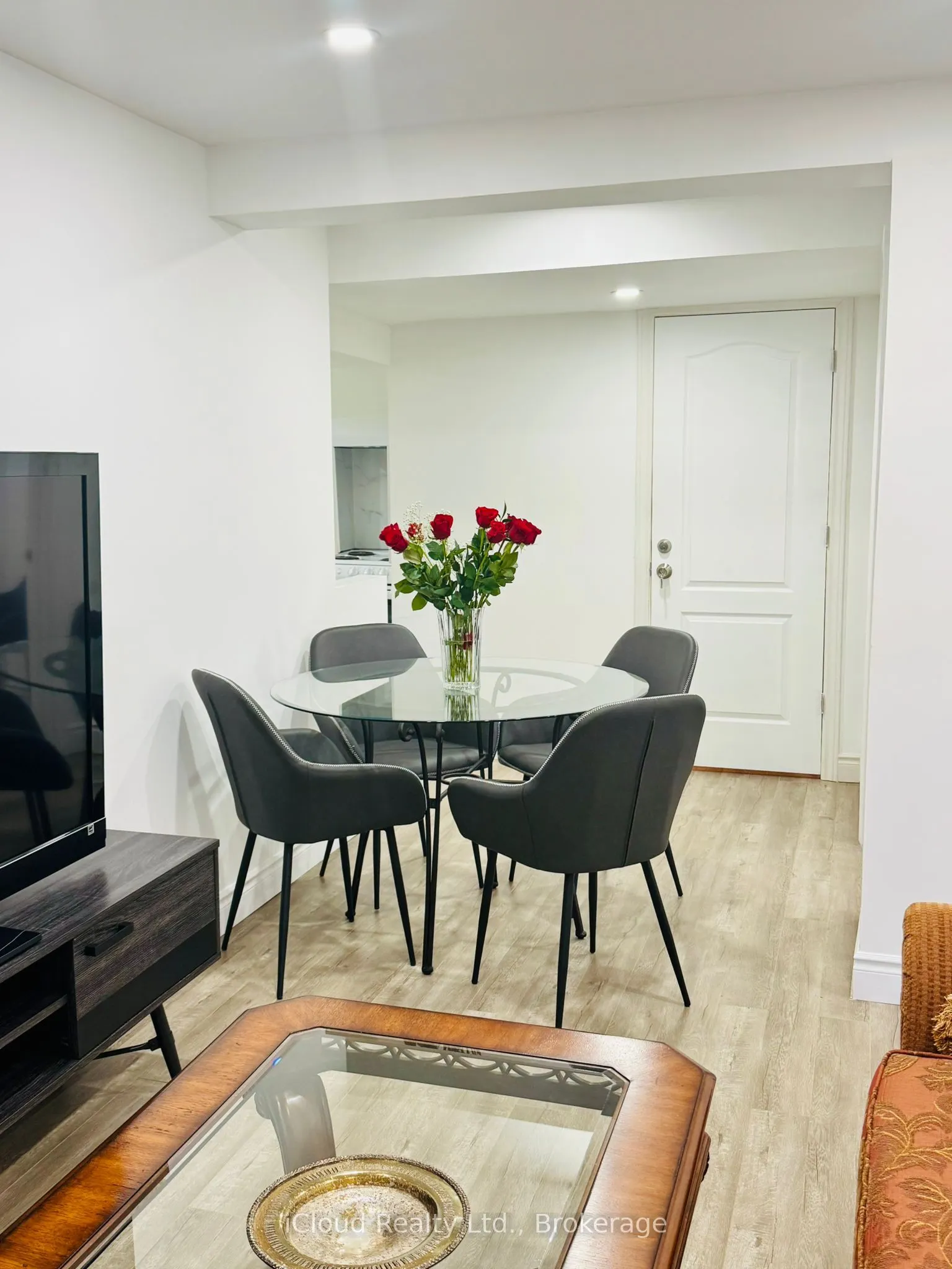 33 Gemini Road, #(Basement)