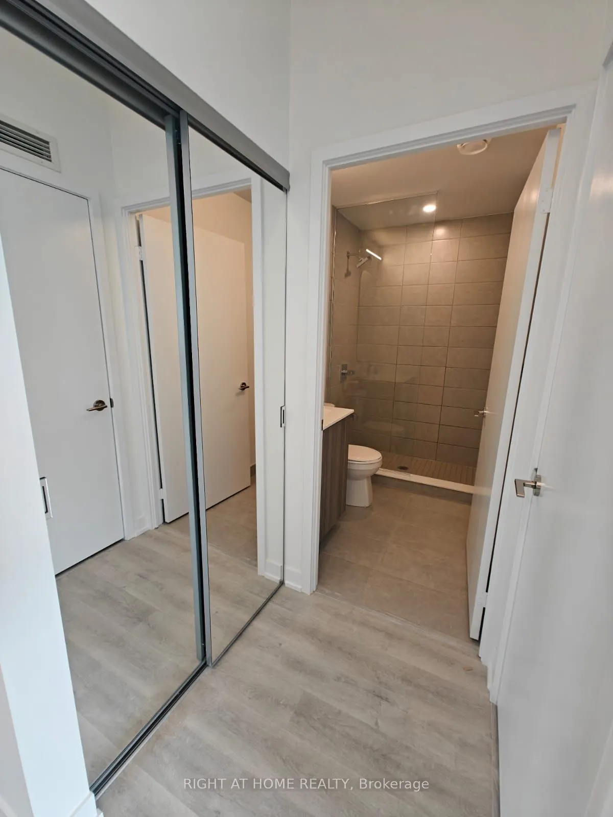 15 Richardson Street, #803