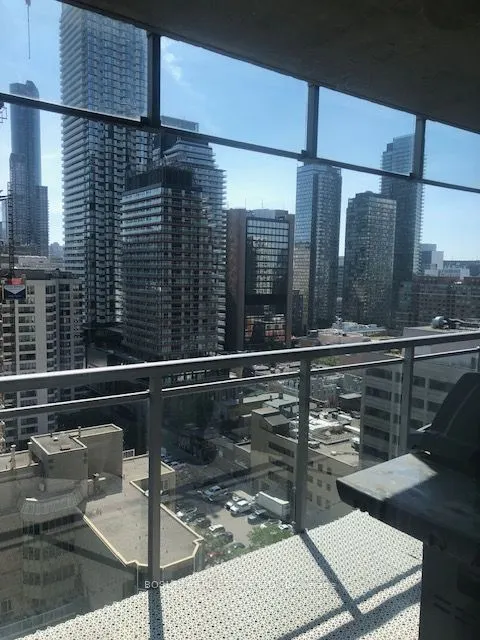 22 Wellesley Street, #1801