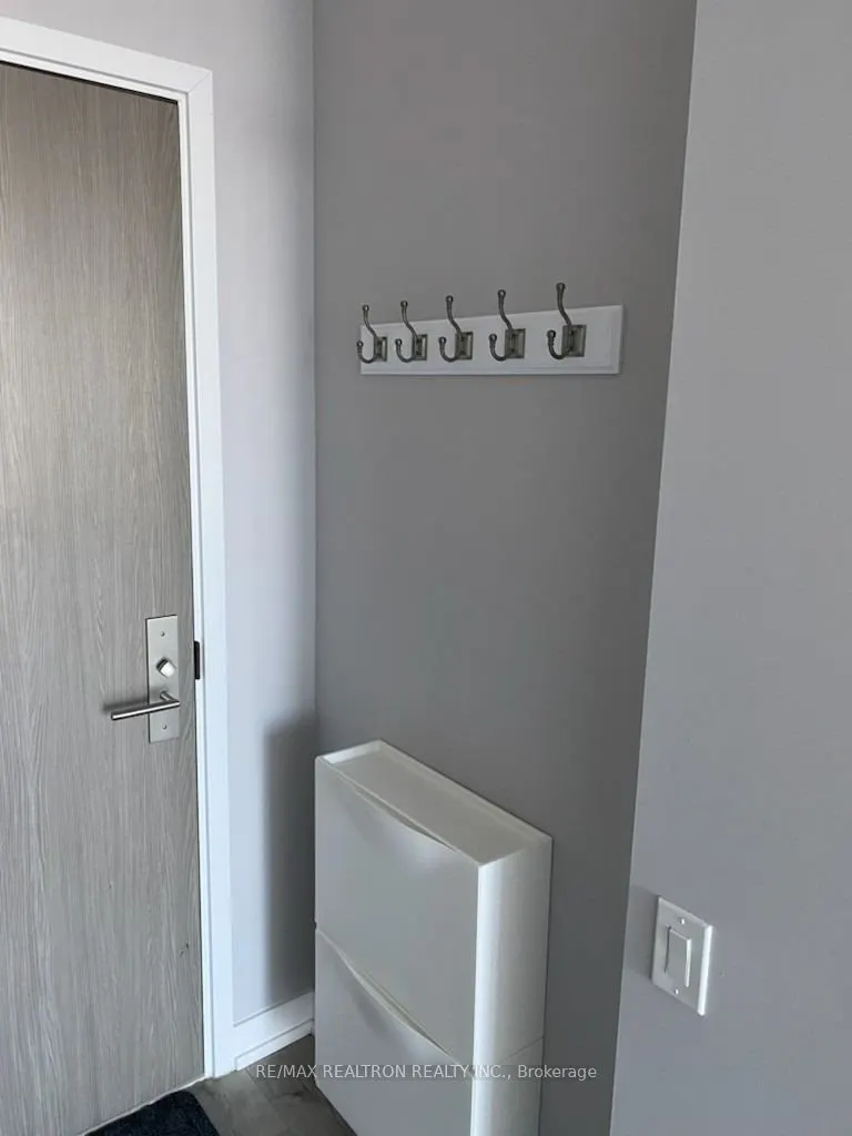 161 Roehampton Avenue, #4302
