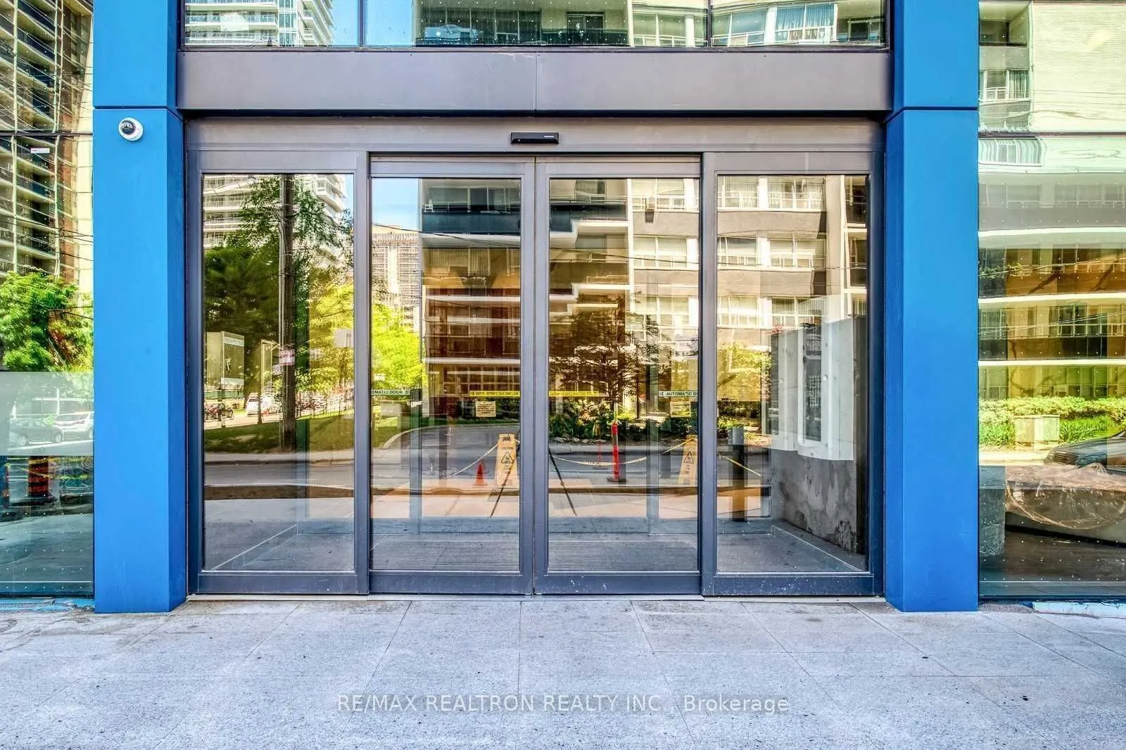 161 Roehampton Avenue, #4302