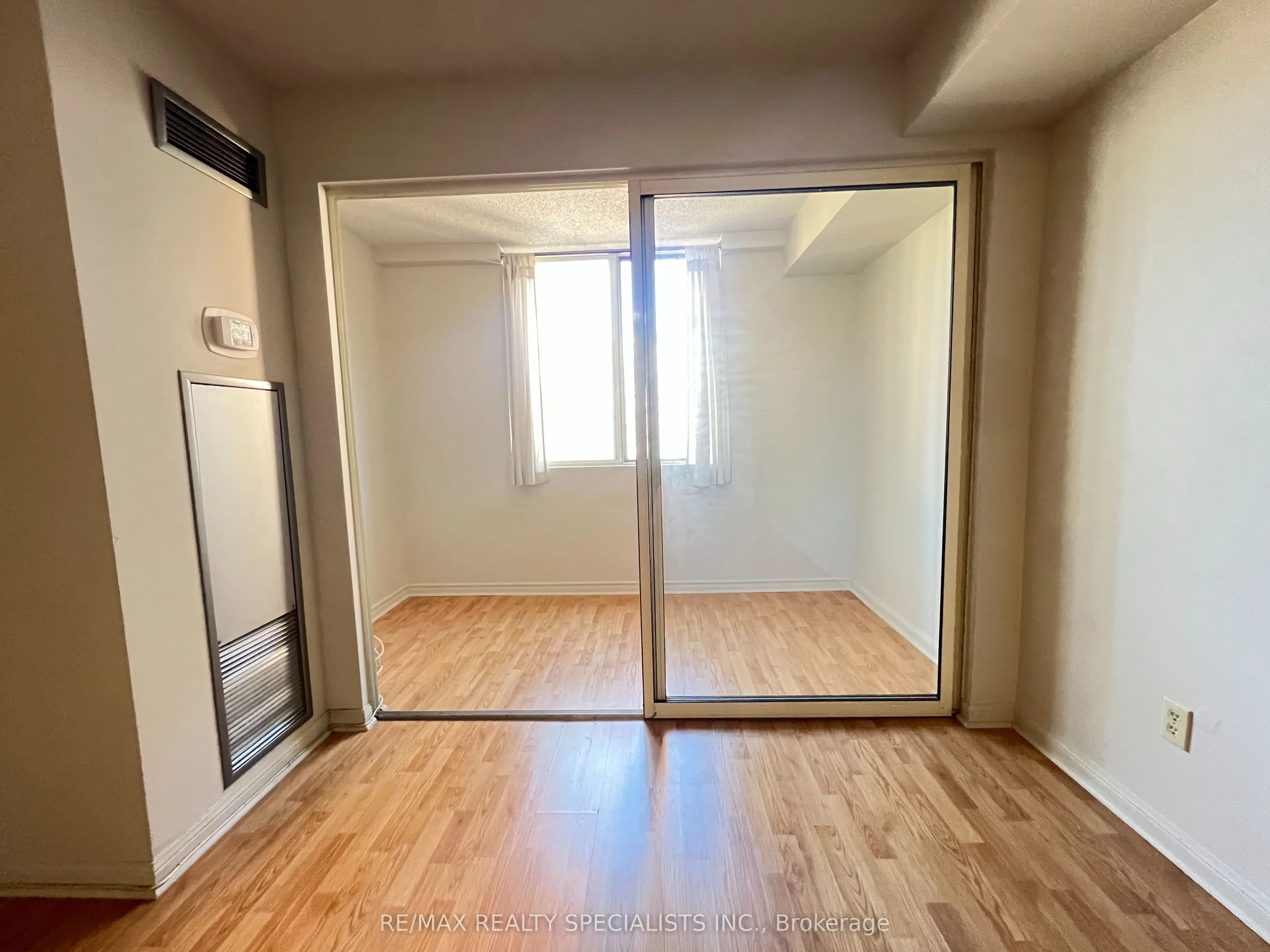 25 Grenville Street, #1209