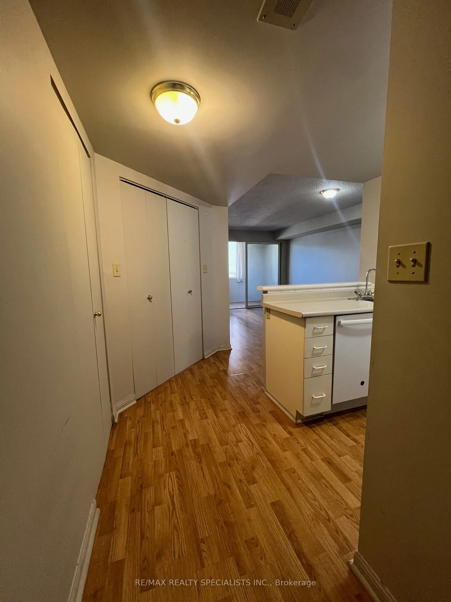 25 Grenville Street, #1209