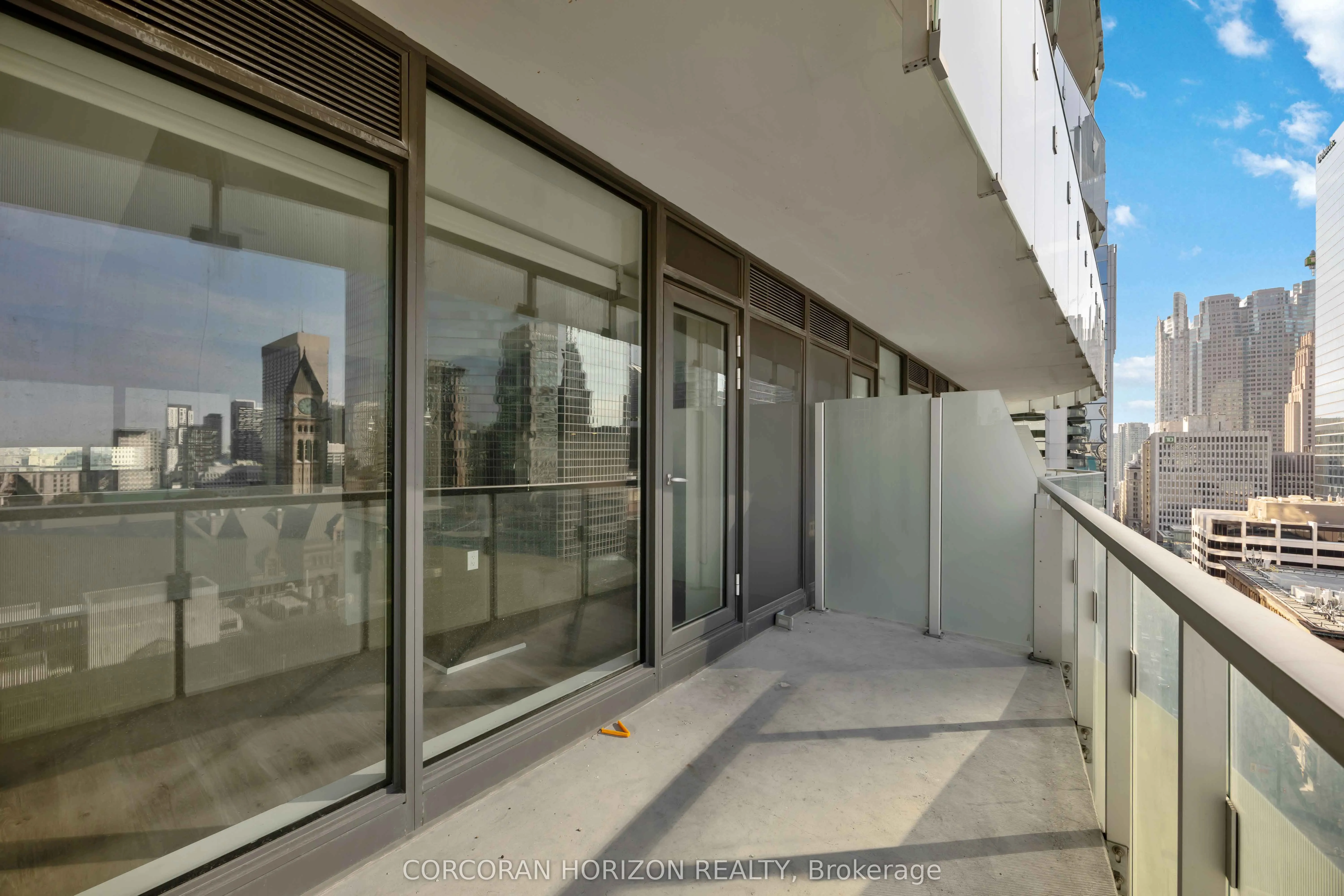 197 Yonge Street, #1411