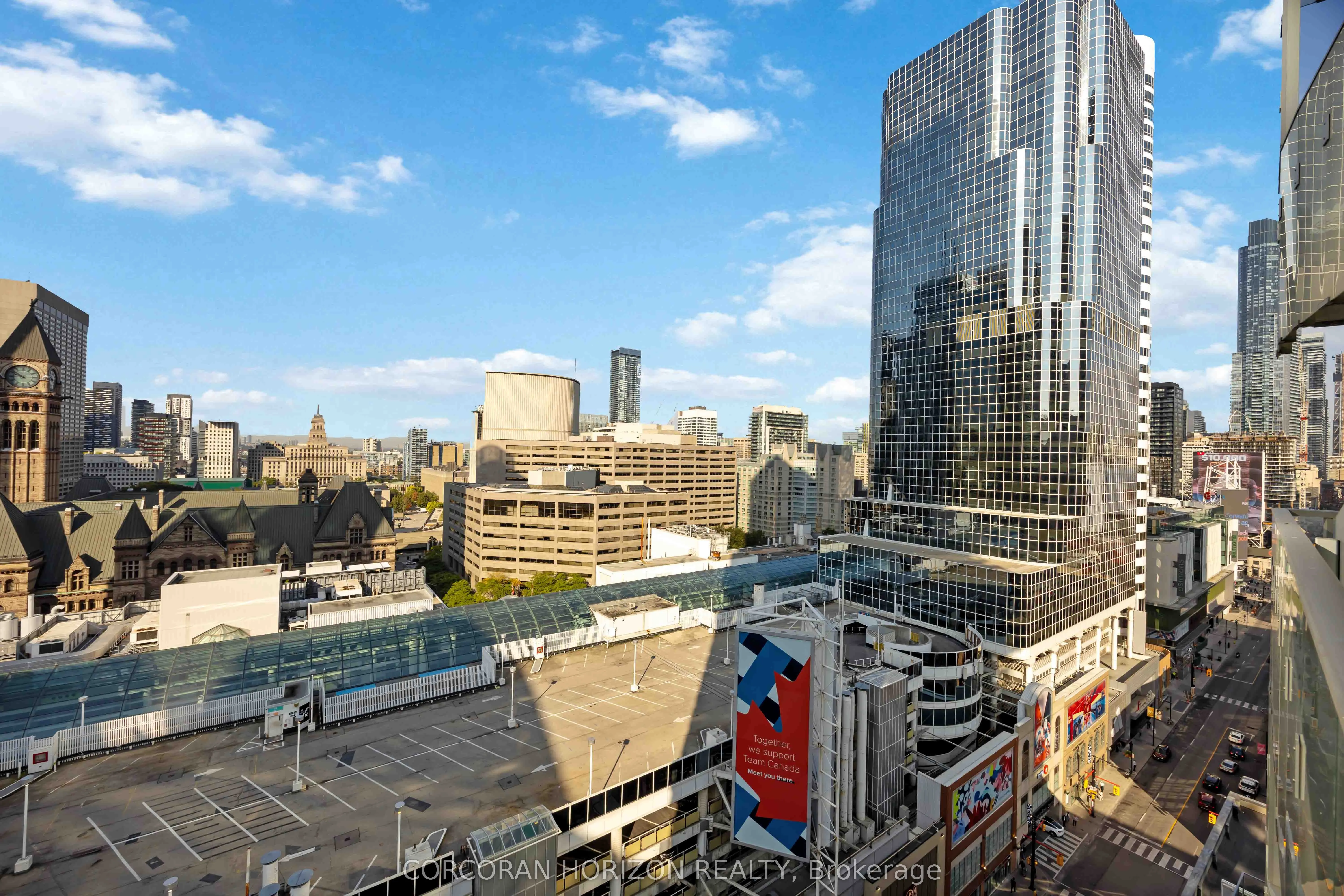 197 Yonge Street, #1411