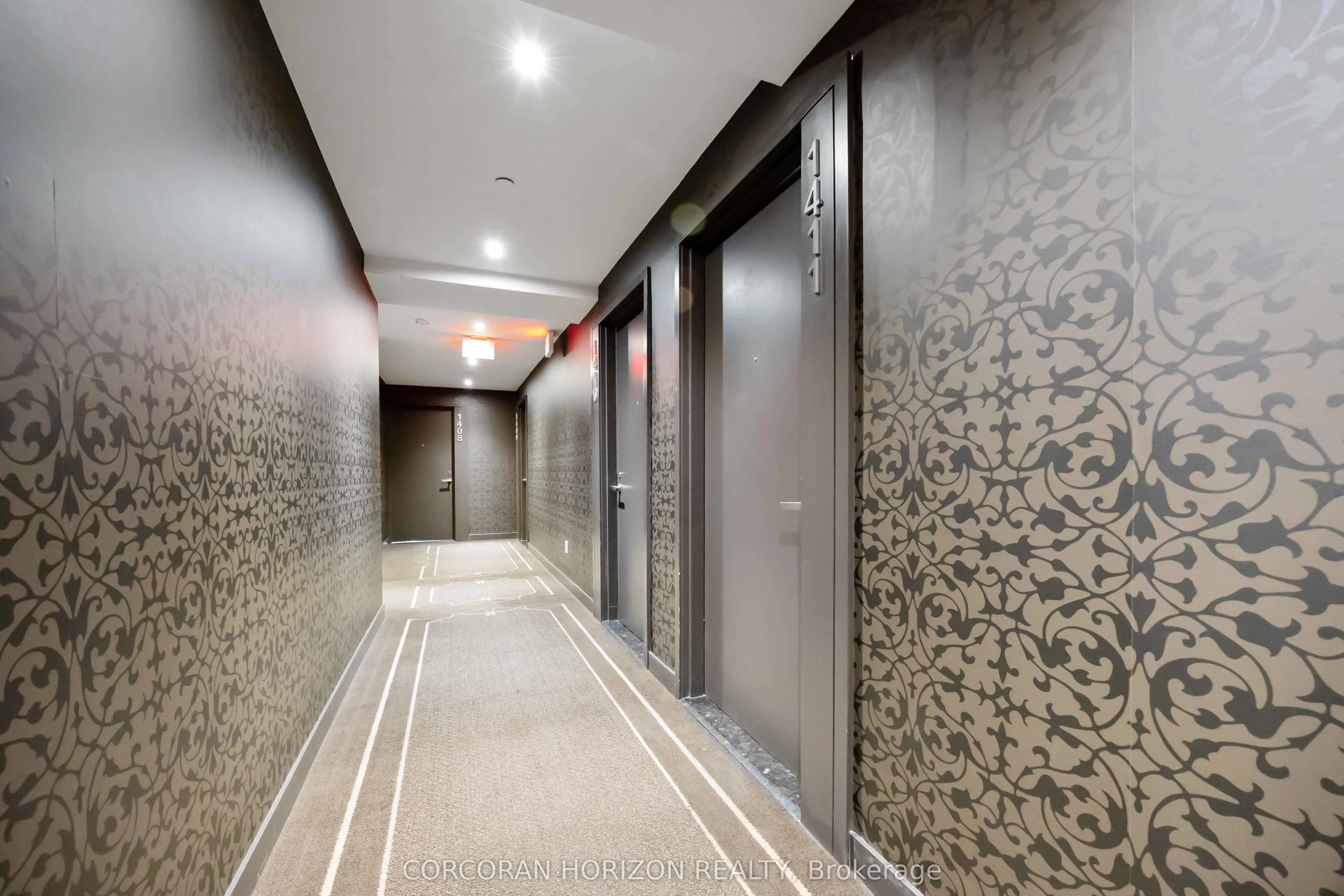 197 Yonge Street, #1411