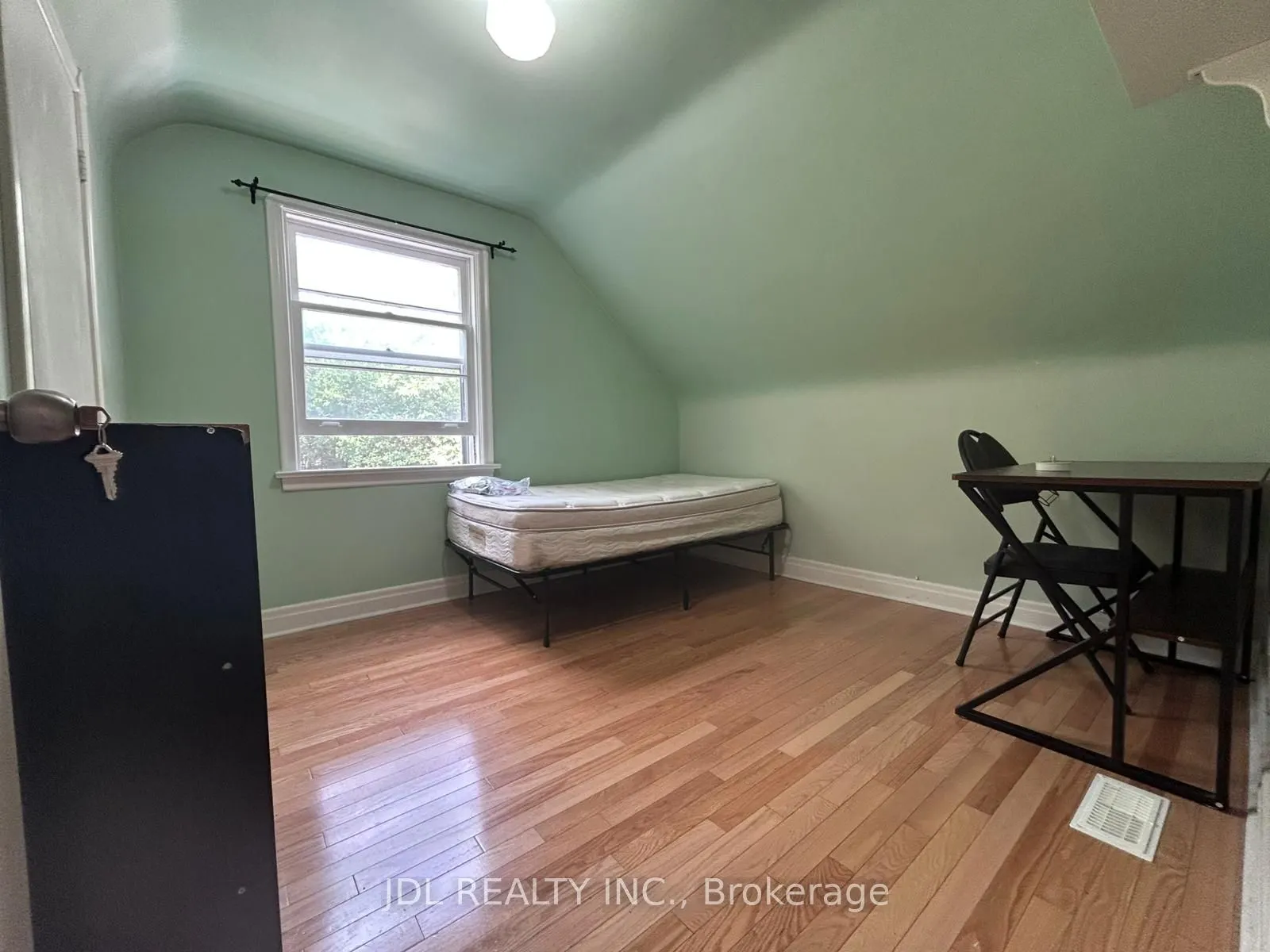 50 Newton Drive