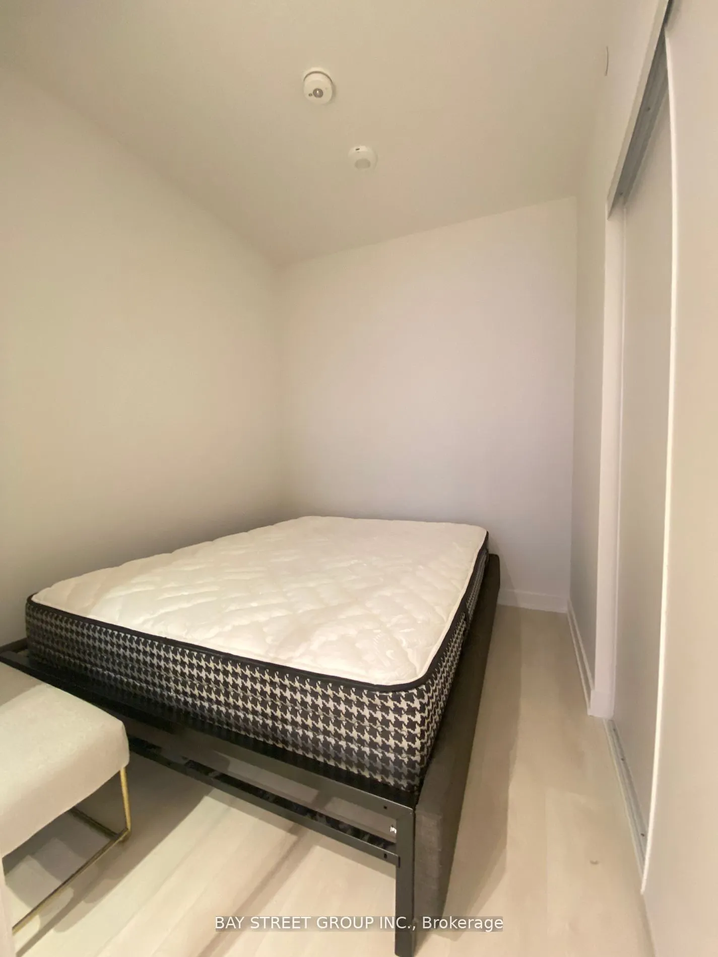 127 Broadway Avenue, #2513