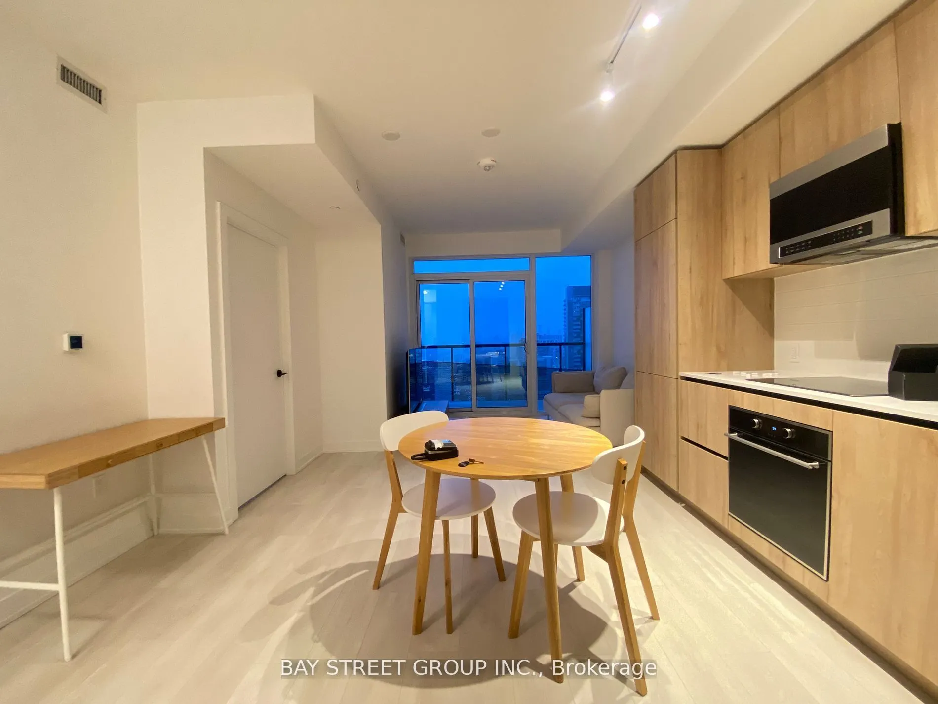 127 Broadway Avenue, #2513