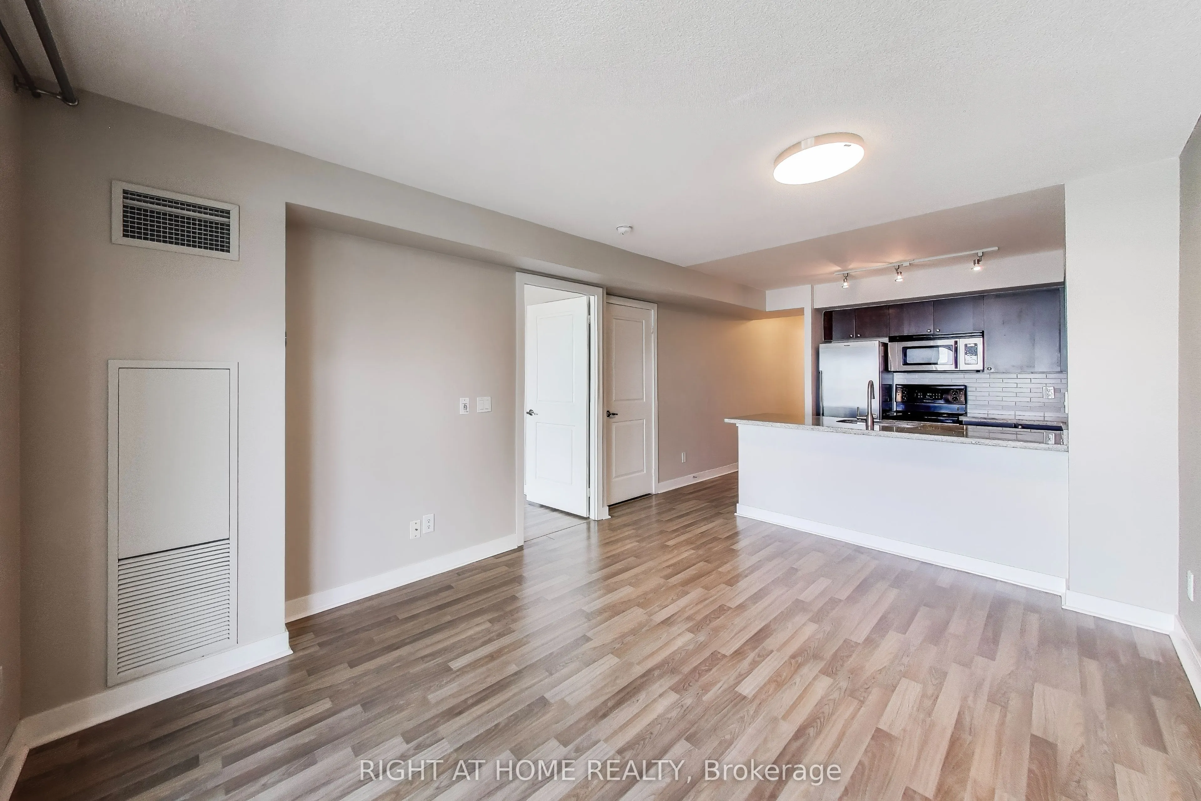 50 Lynn Williams Street, #1508