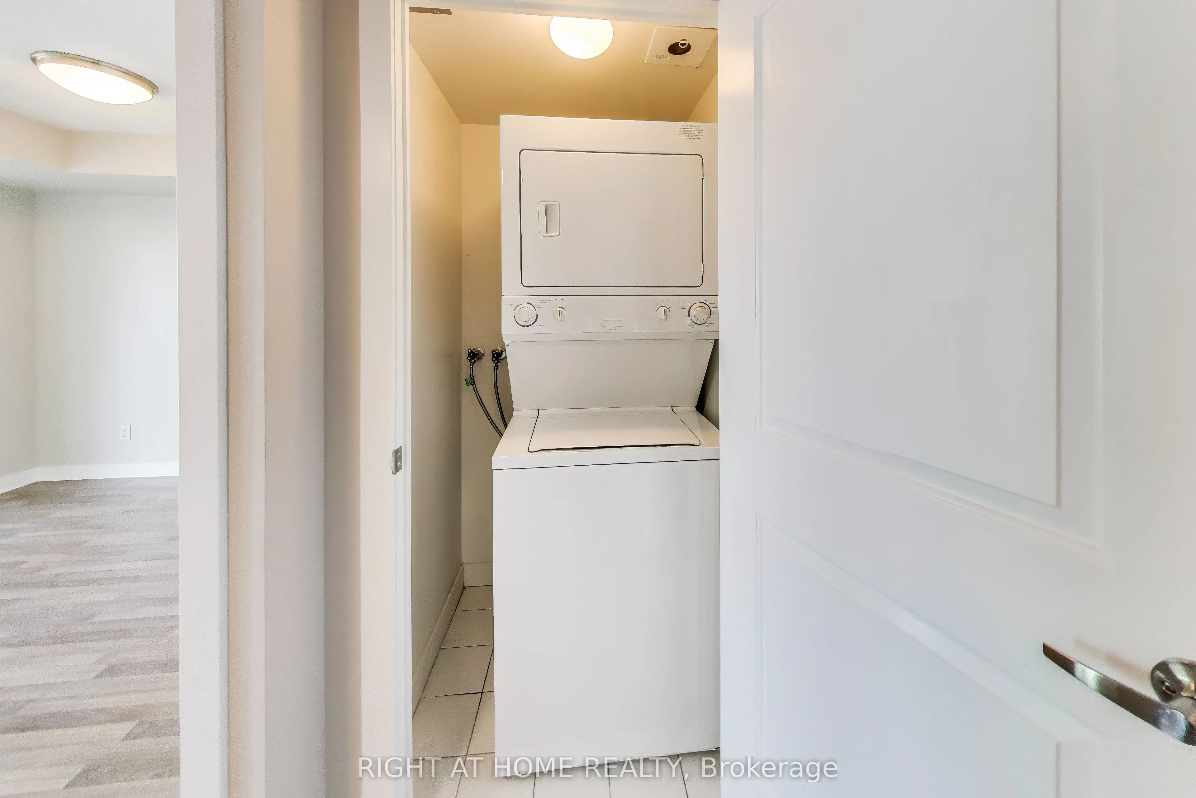 50 Lynn Williams Street, #1508