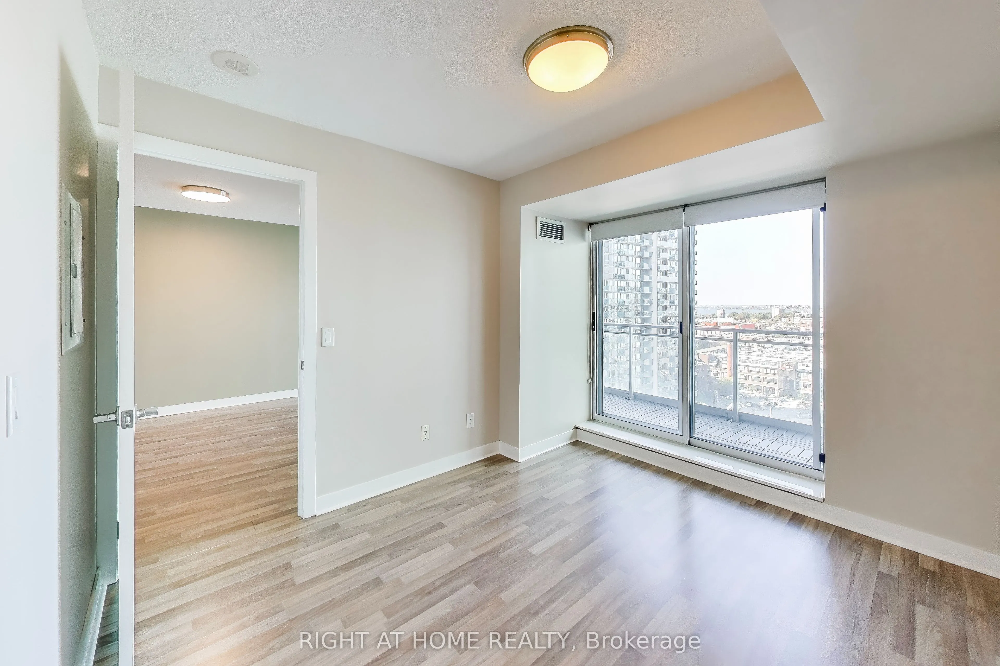 50 Lynn Williams Street, #1508