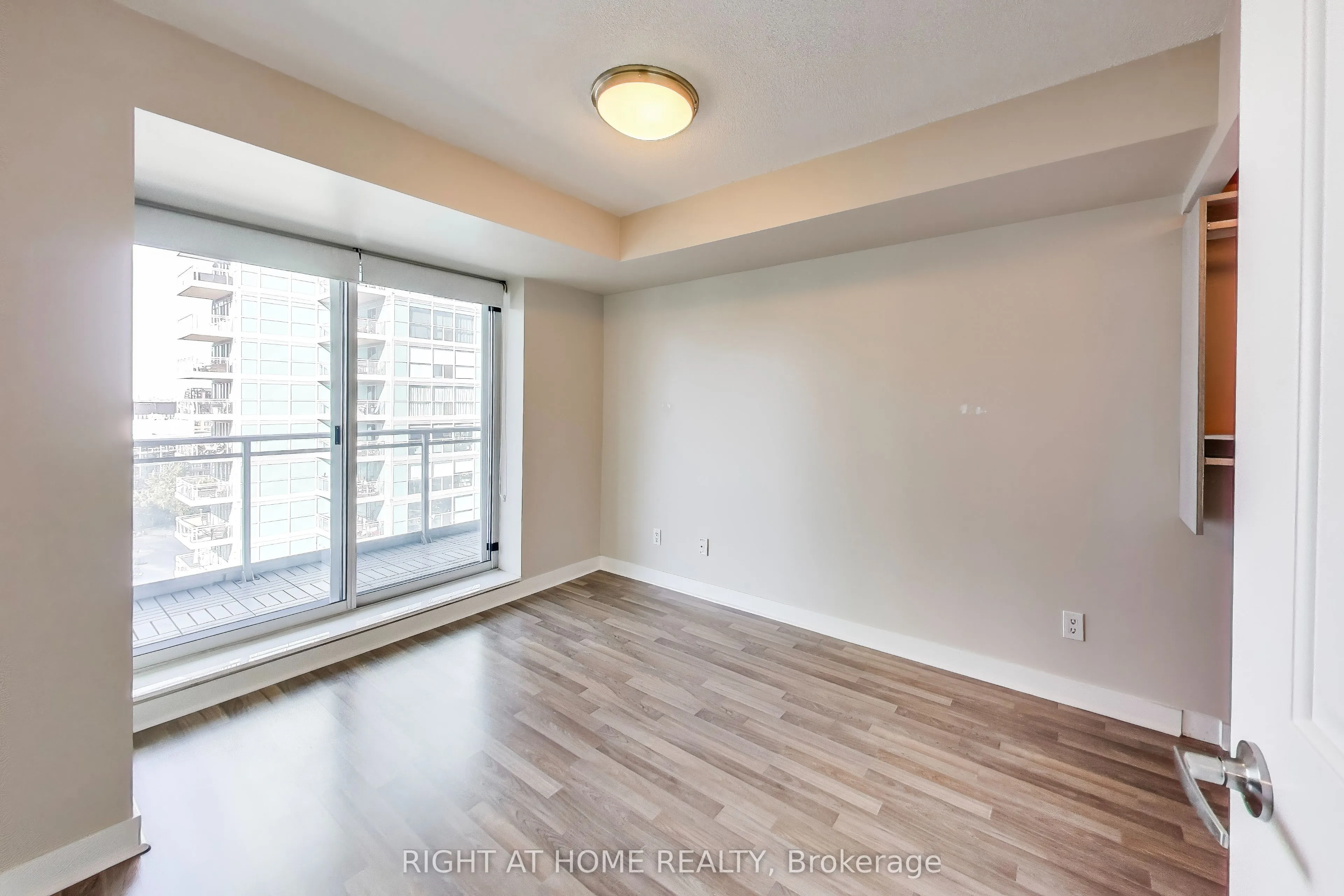 50 Lynn Williams Street, #1508