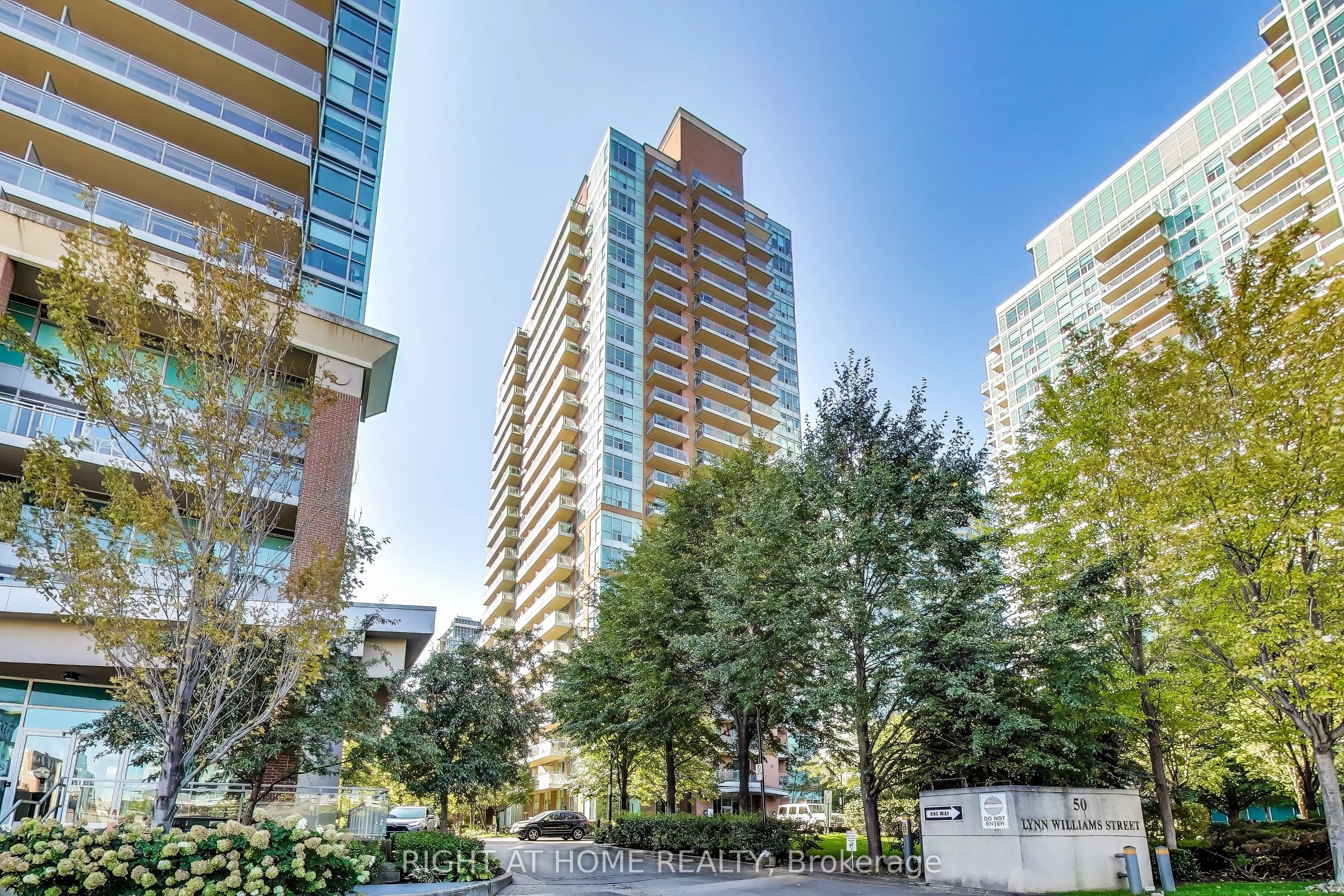 50 Lynn Williams Street, #1508