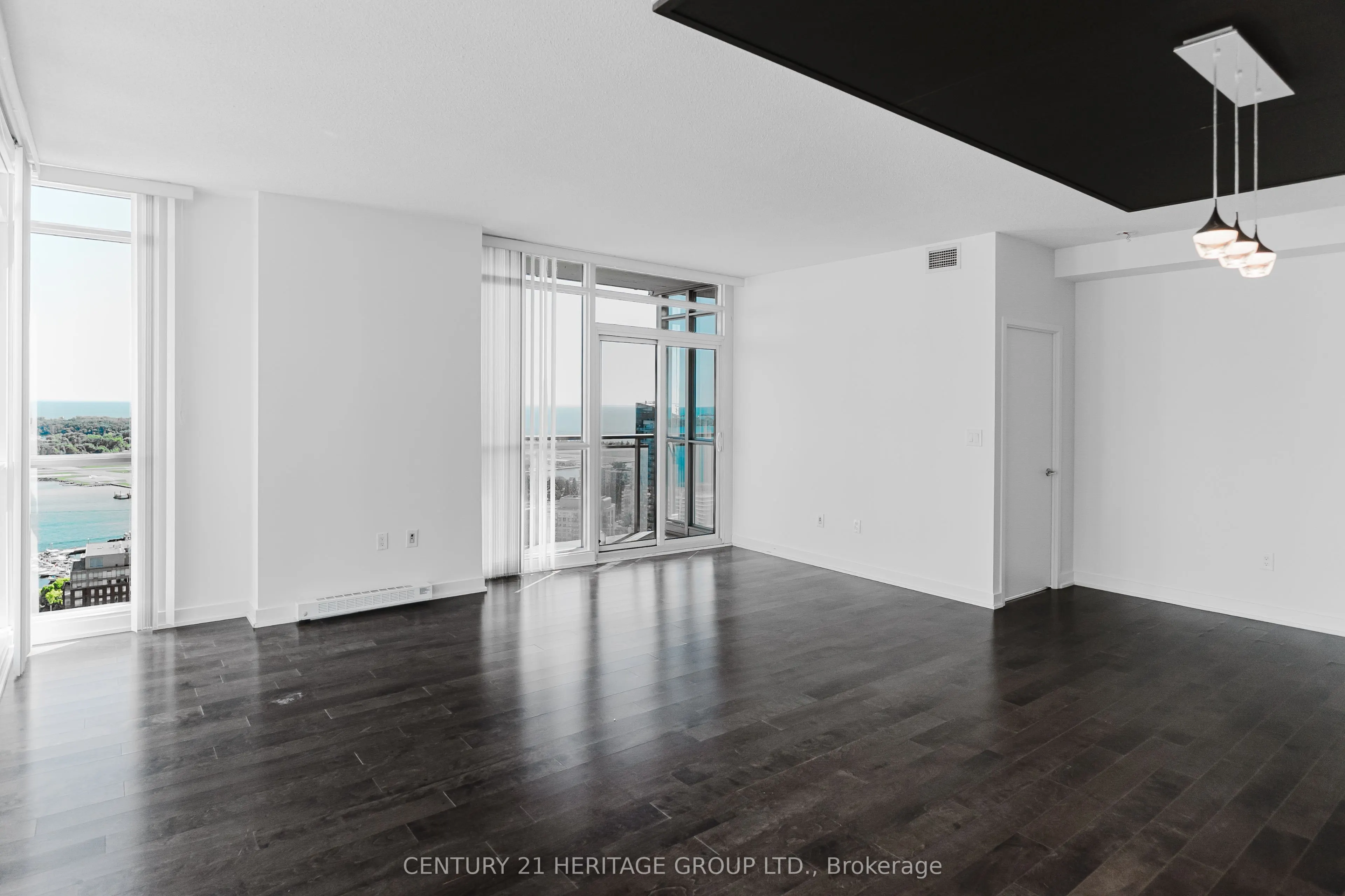 15 Iceboat Terrace, #3506