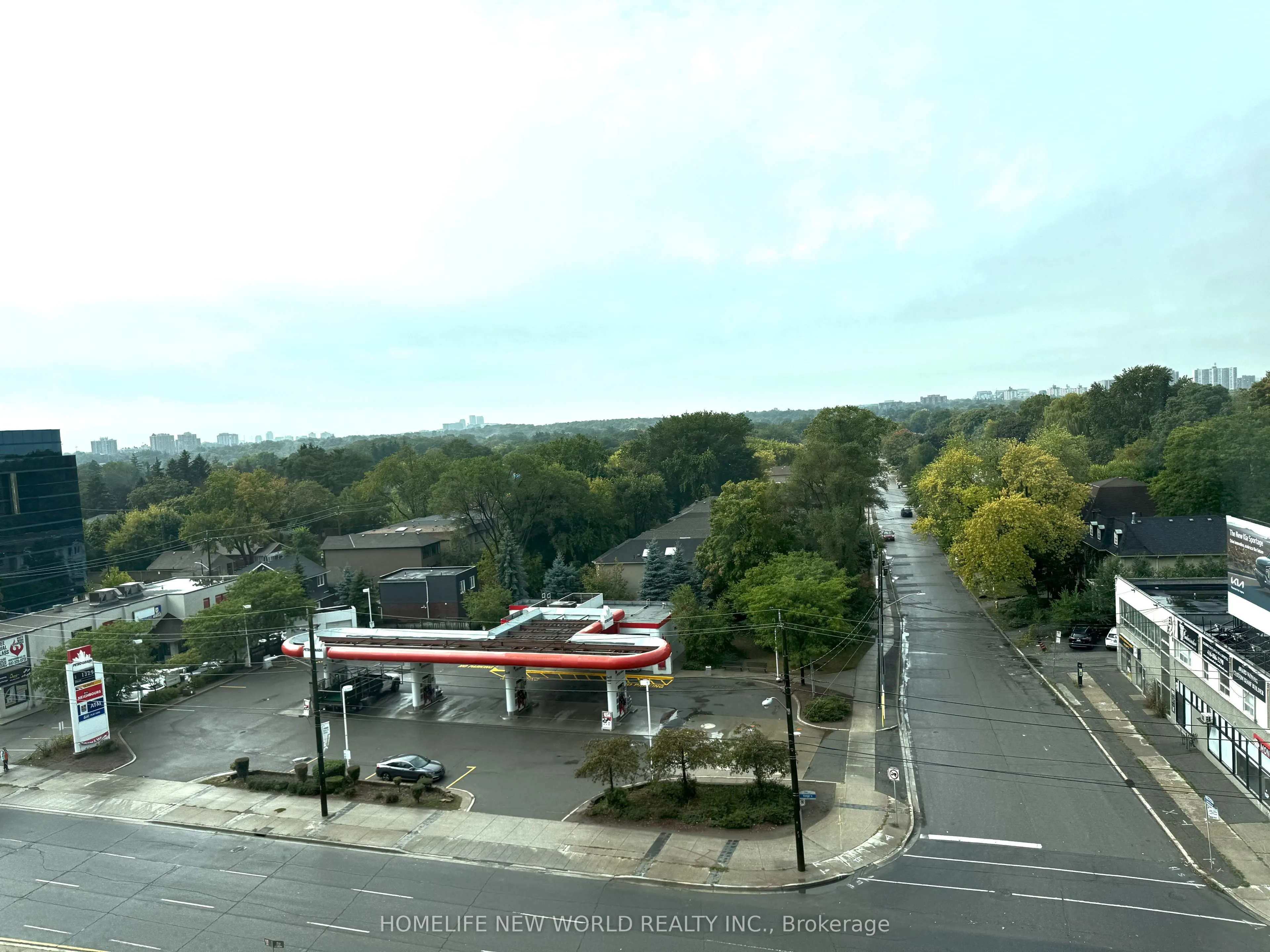 18 Harrison Garden Boulevard, #802