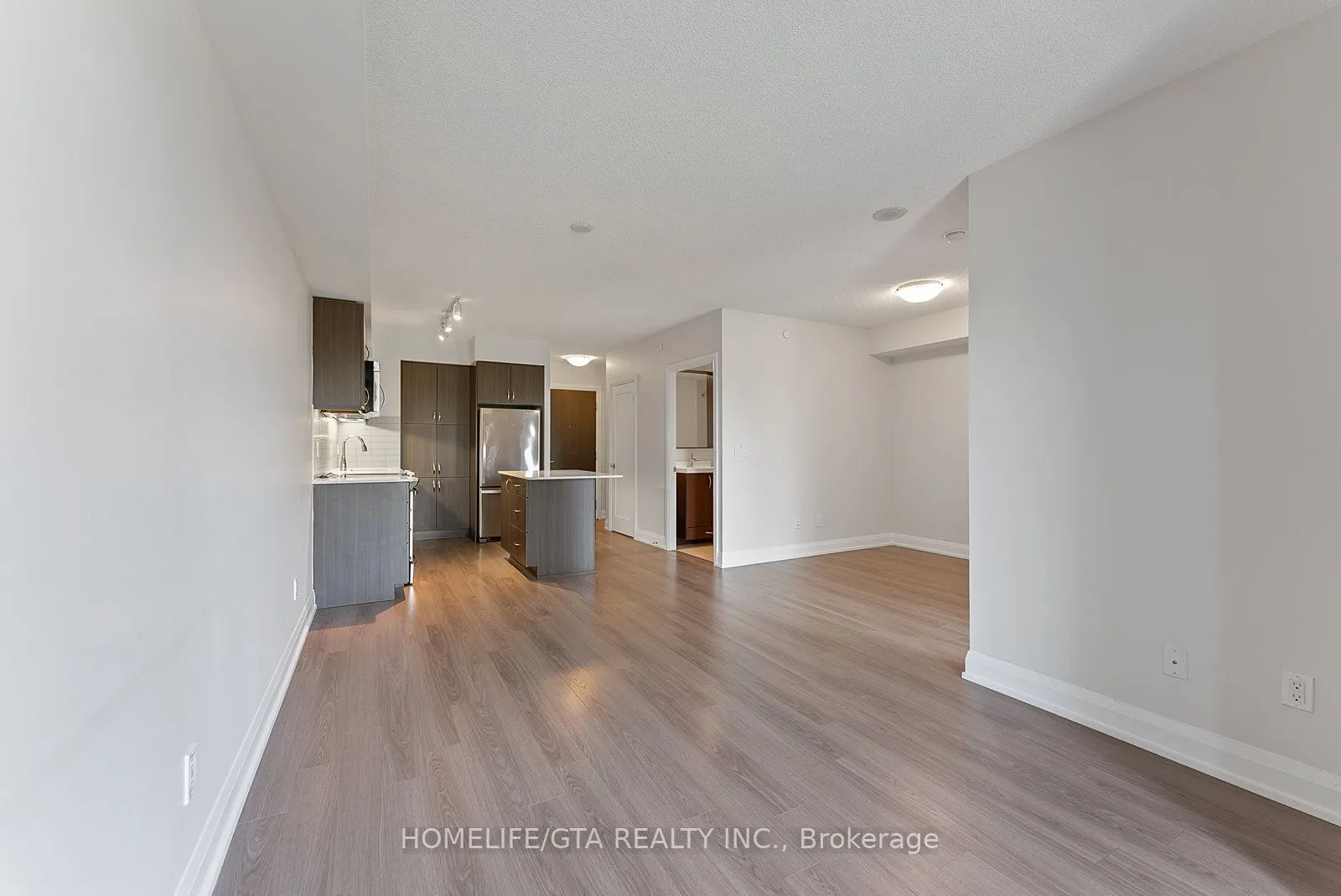 18 Graydon Hall Drive, #304