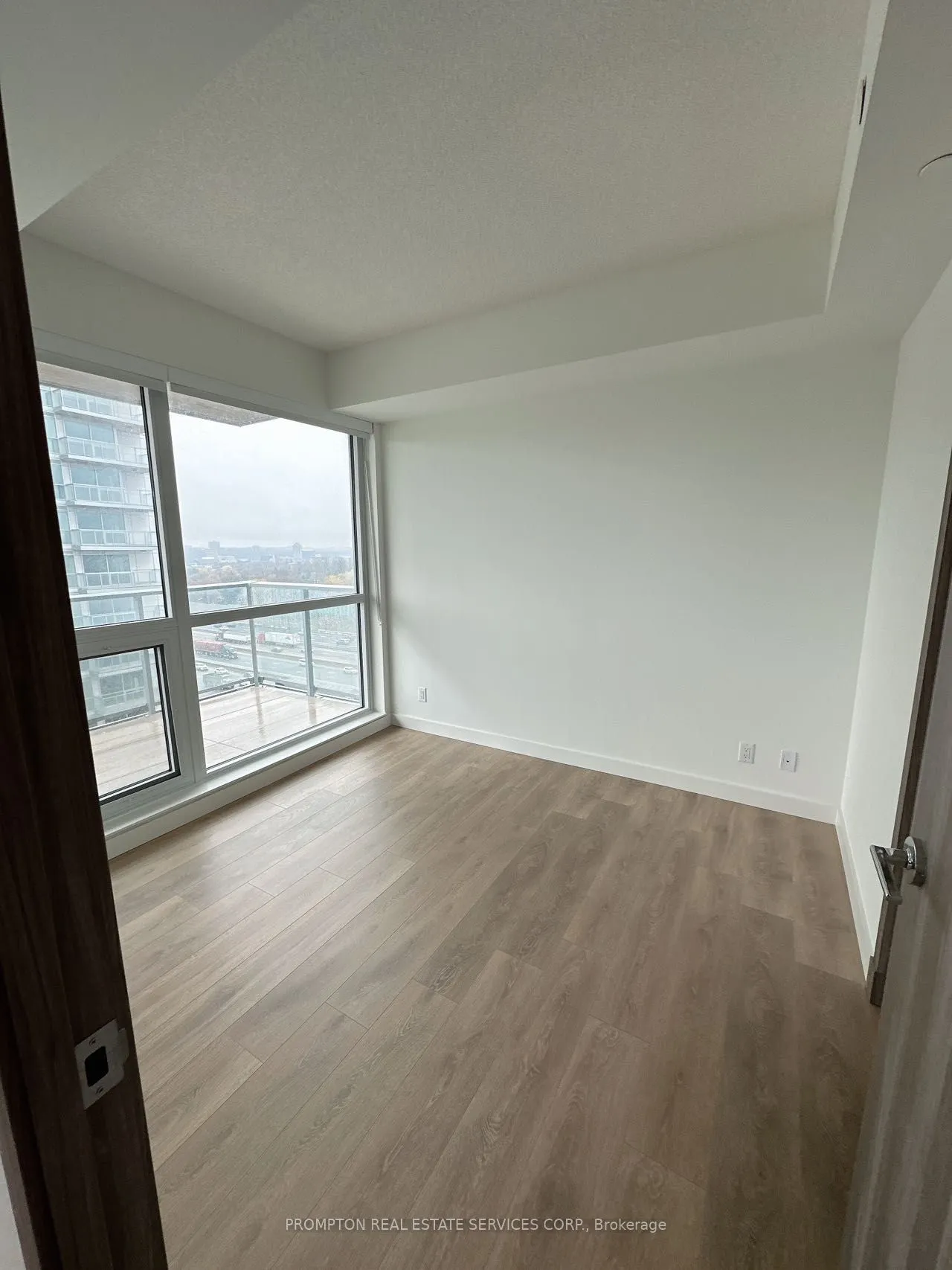 25 McMahon Drive, #1101