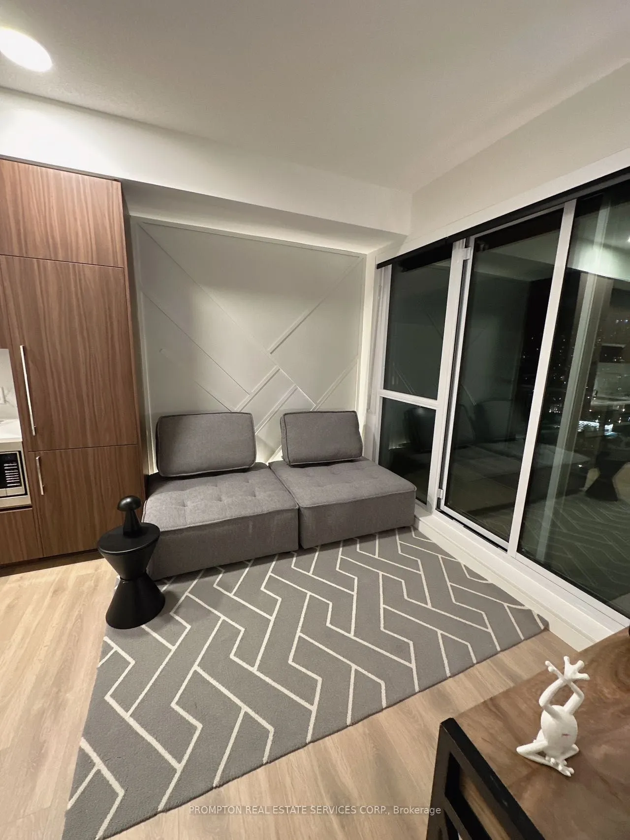 25 McMahon Drive, #1101