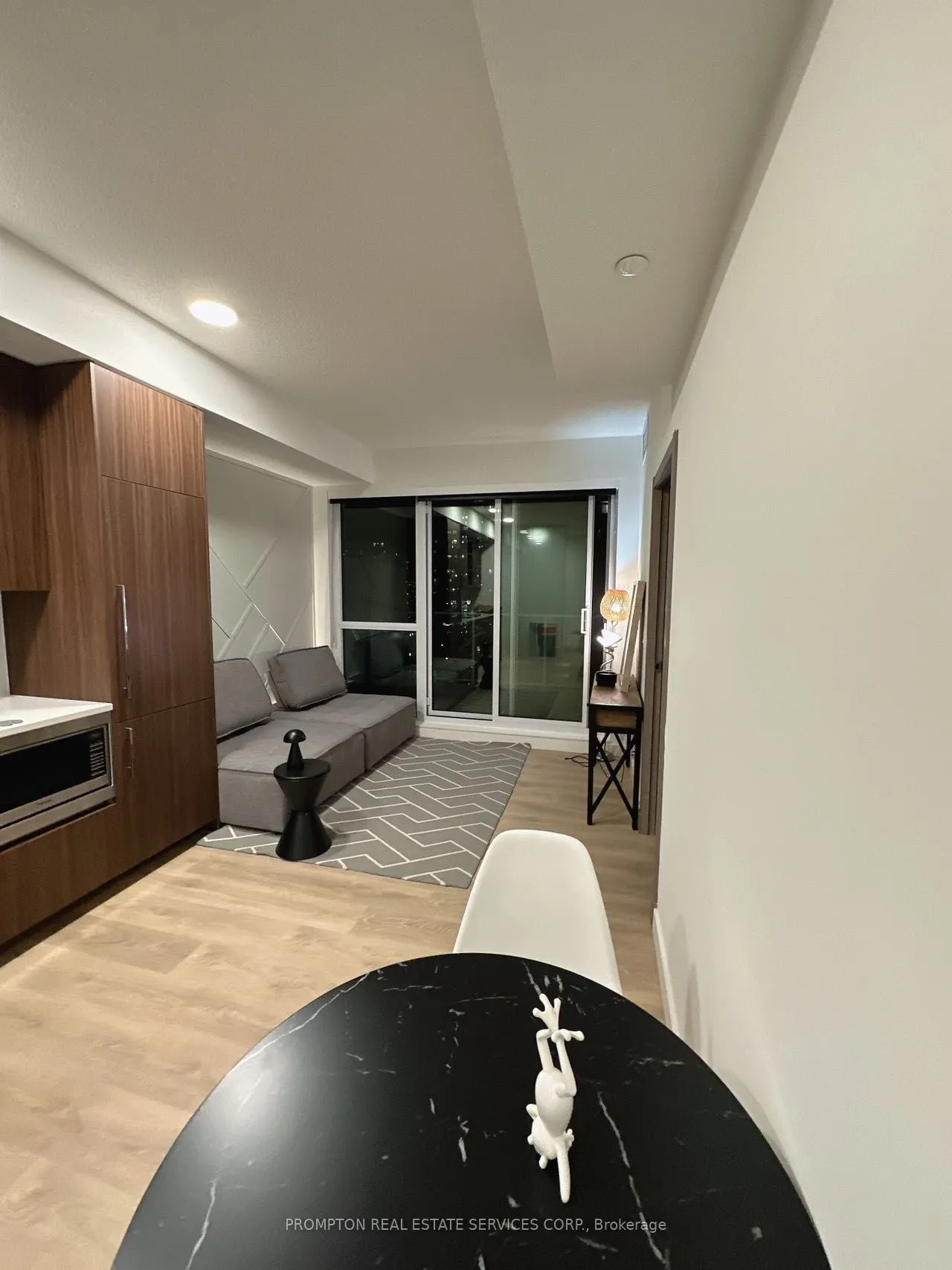 25 McMahon Drive, #1101